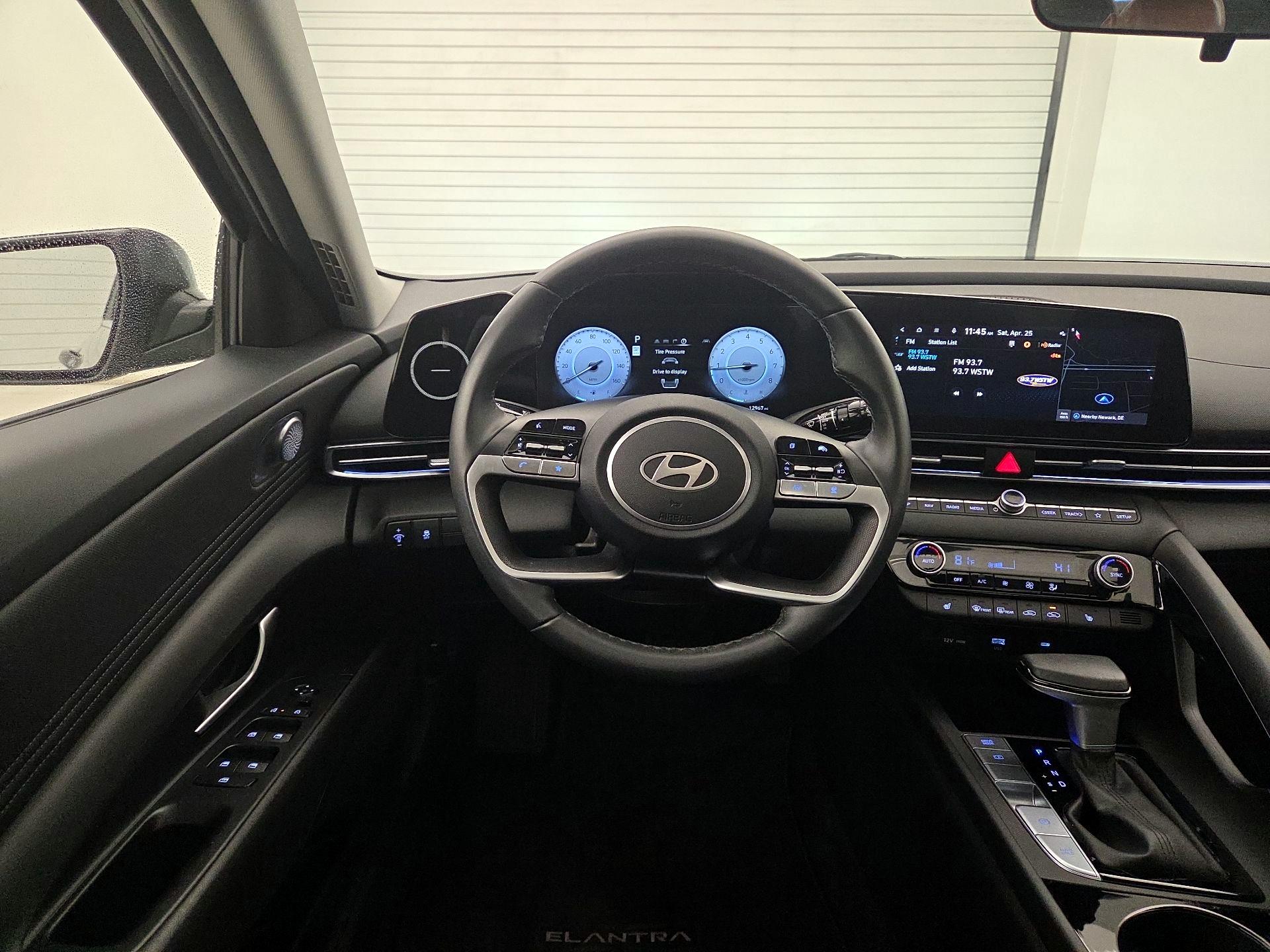 Thumbnail: 2024 Hyundai Elantra - 10