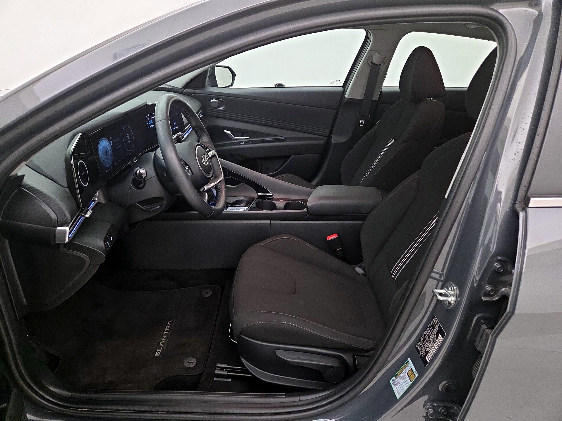 Thumbnail: 2024 Hyundai Elantra - 11