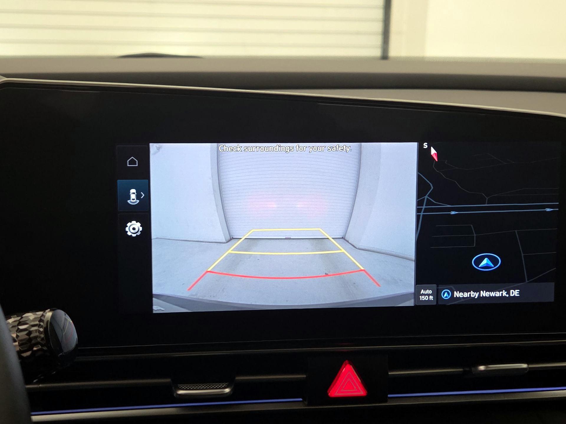 Thumbnail: 2024 Hyundai Elantra - 14