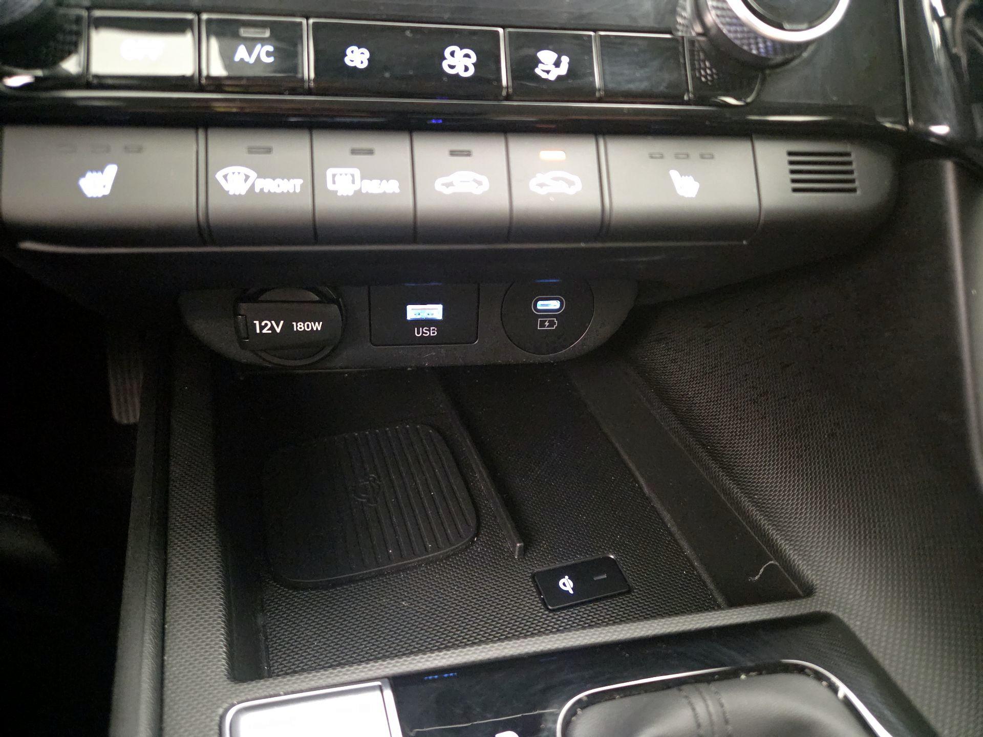 Thumbnail: 2024 Hyundai Elantra - 18