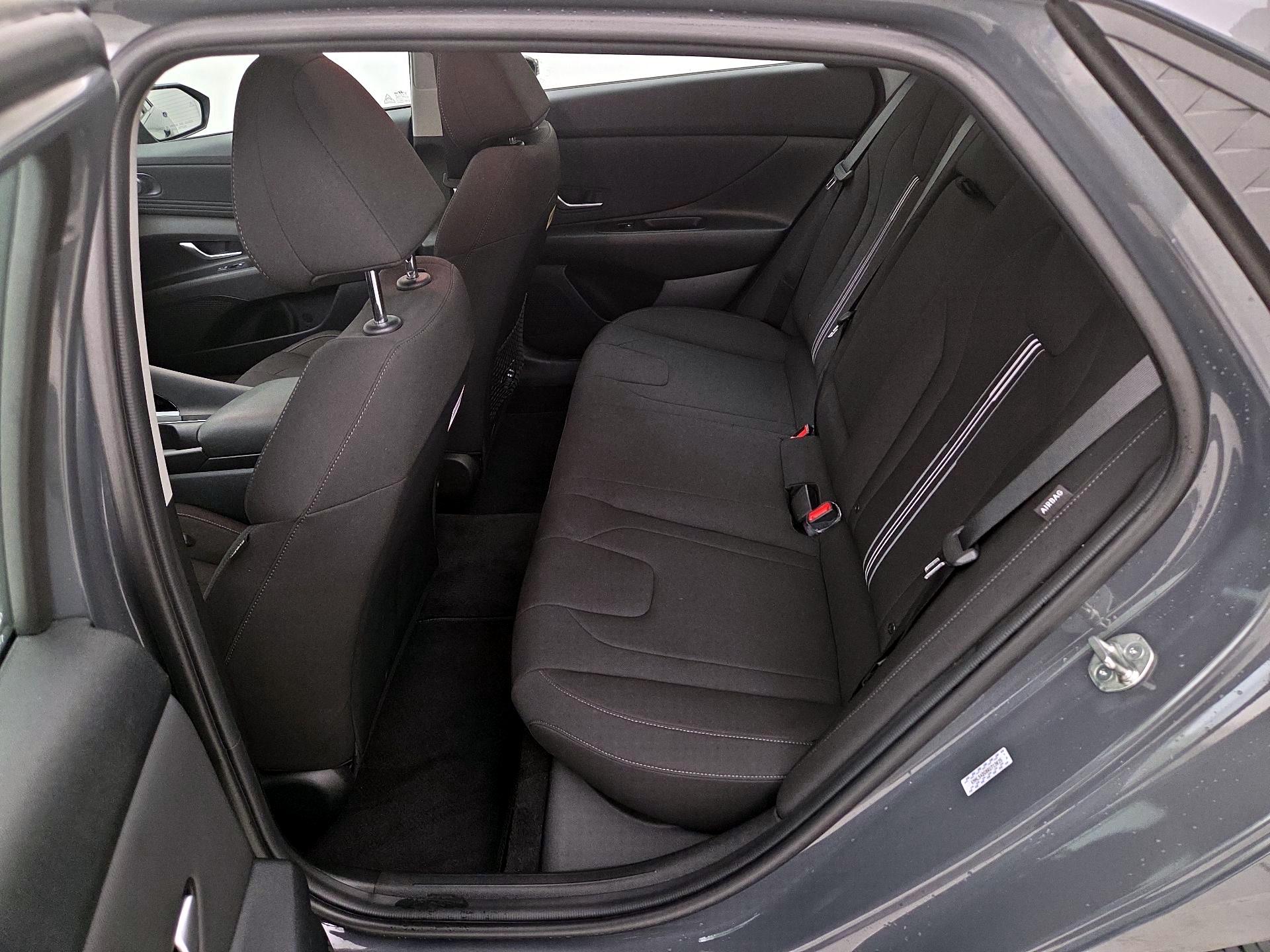 Thumbnail: 2024 Hyundai Elantra - 20