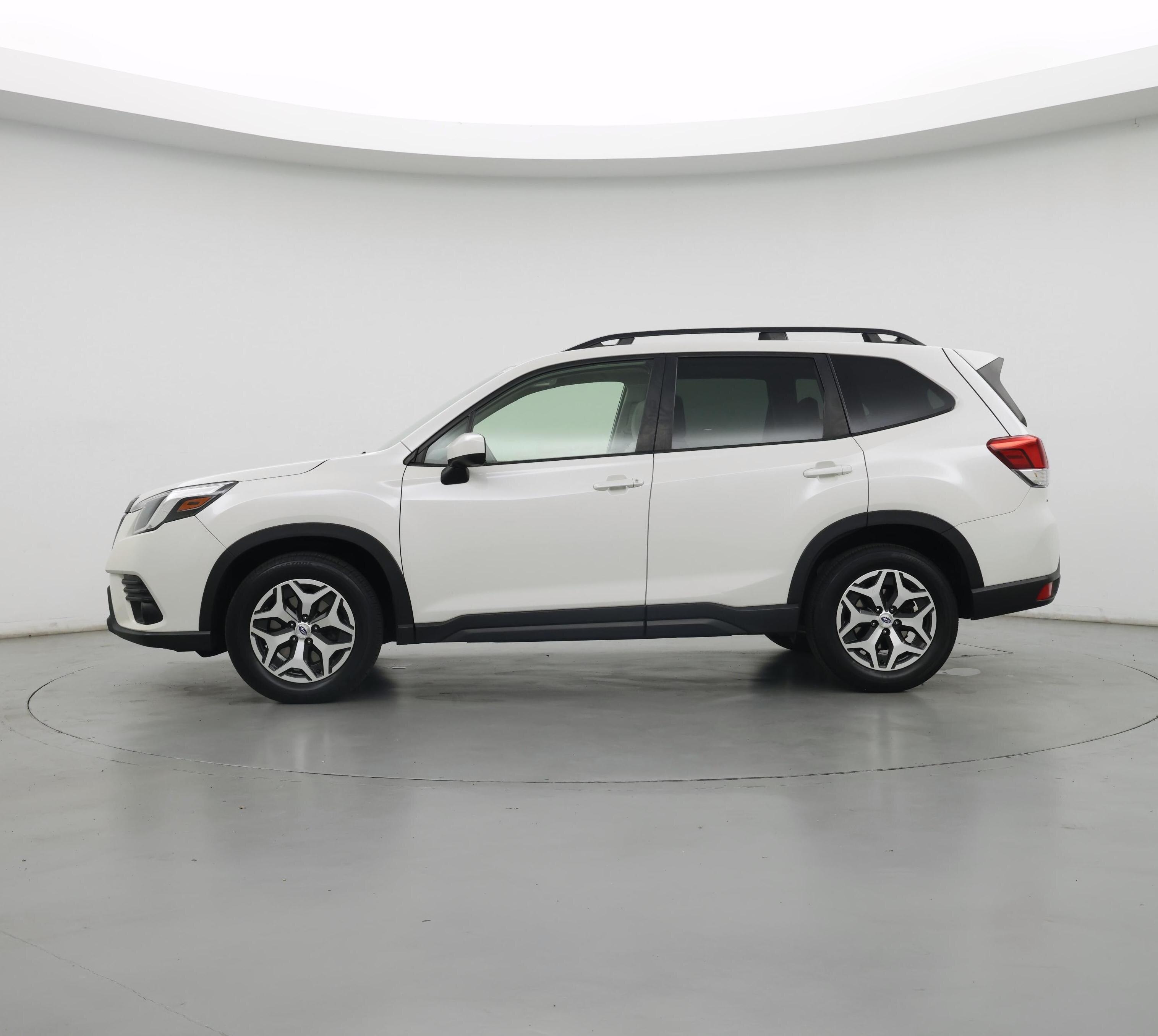 Thumbnail: 2022 Subaru Forester - 3
