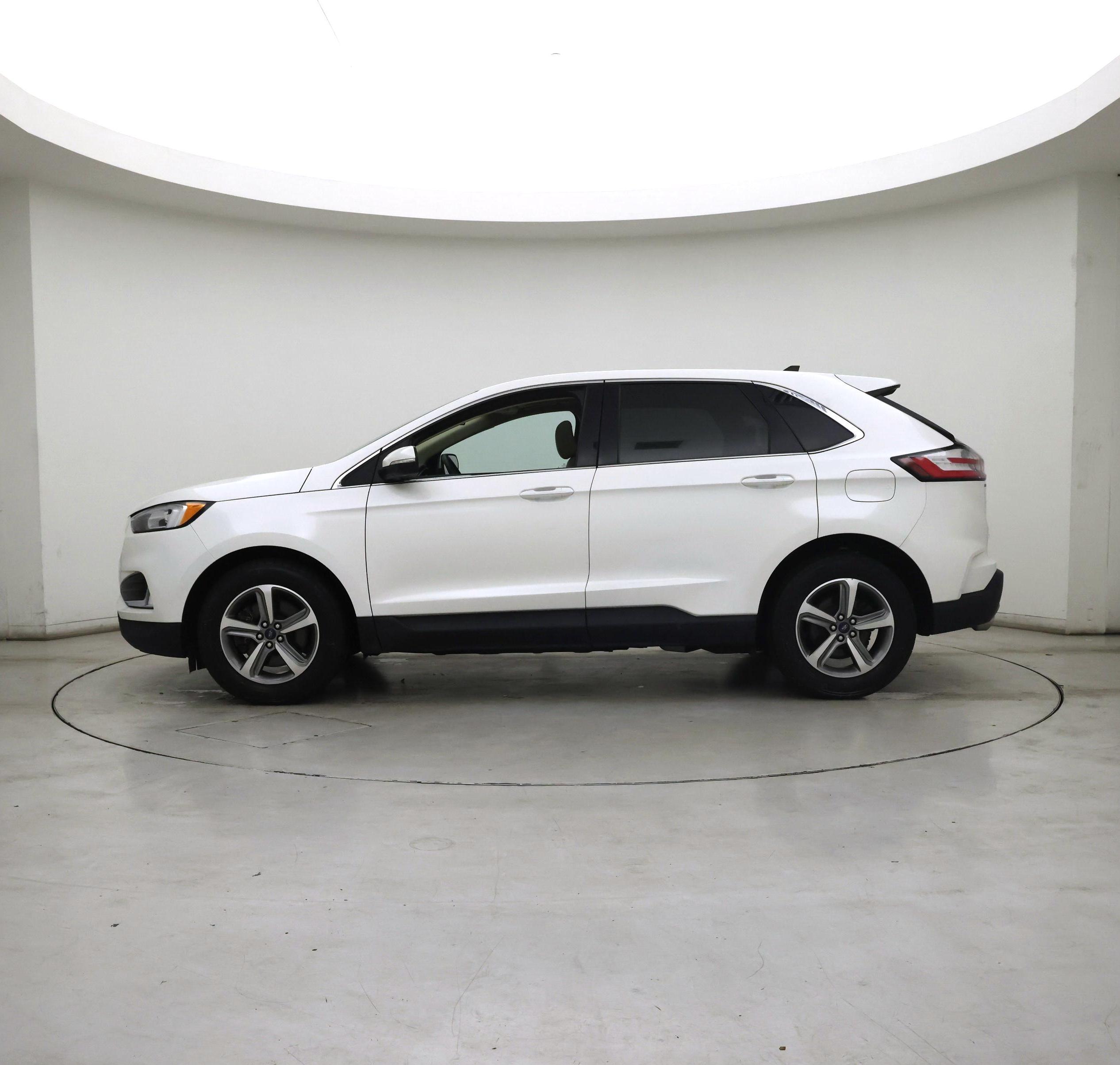 Thumbnail: 2020 Ford Edge - 3