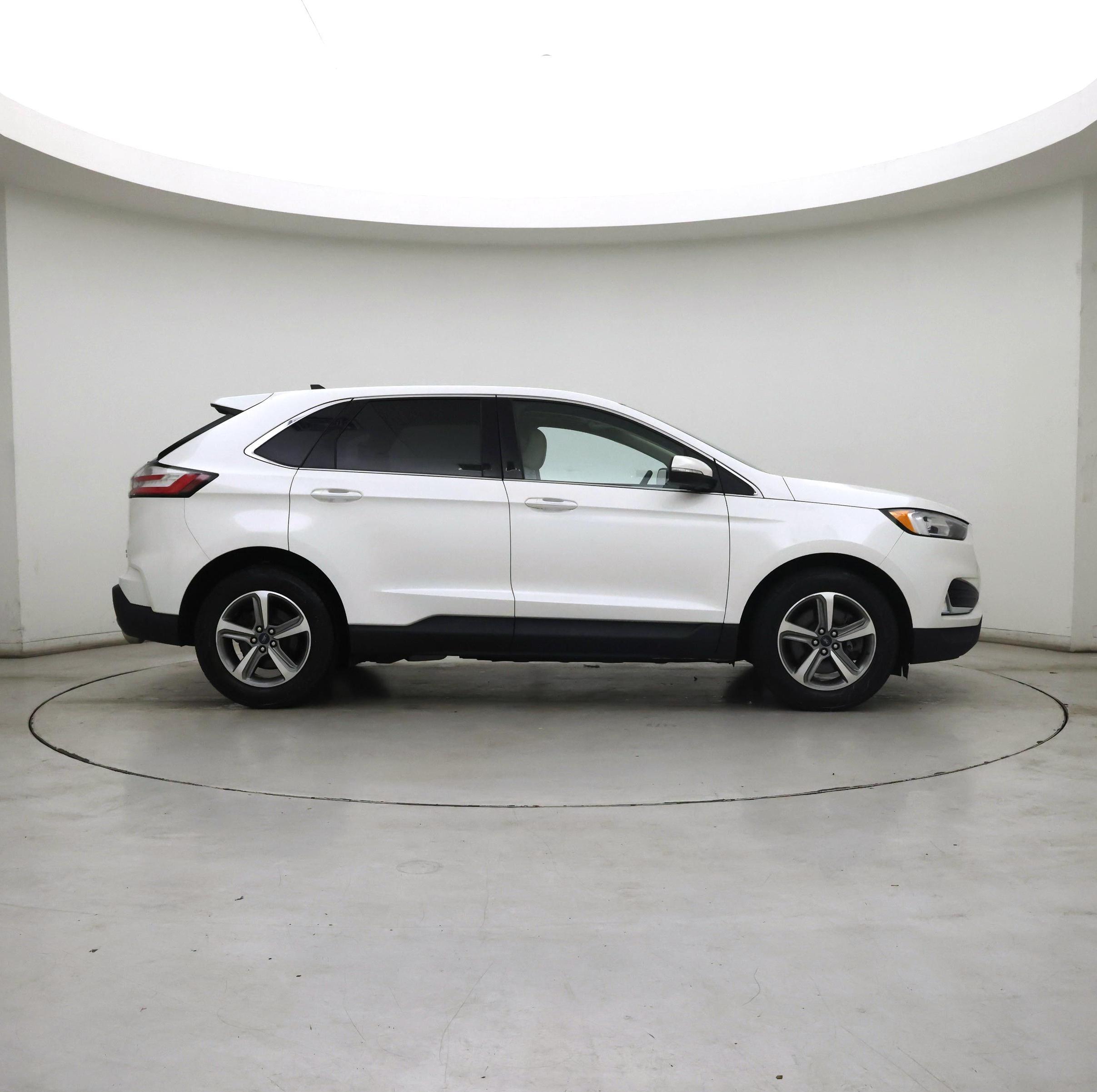 Thumbnail: 2020 Ford Edge - 7
