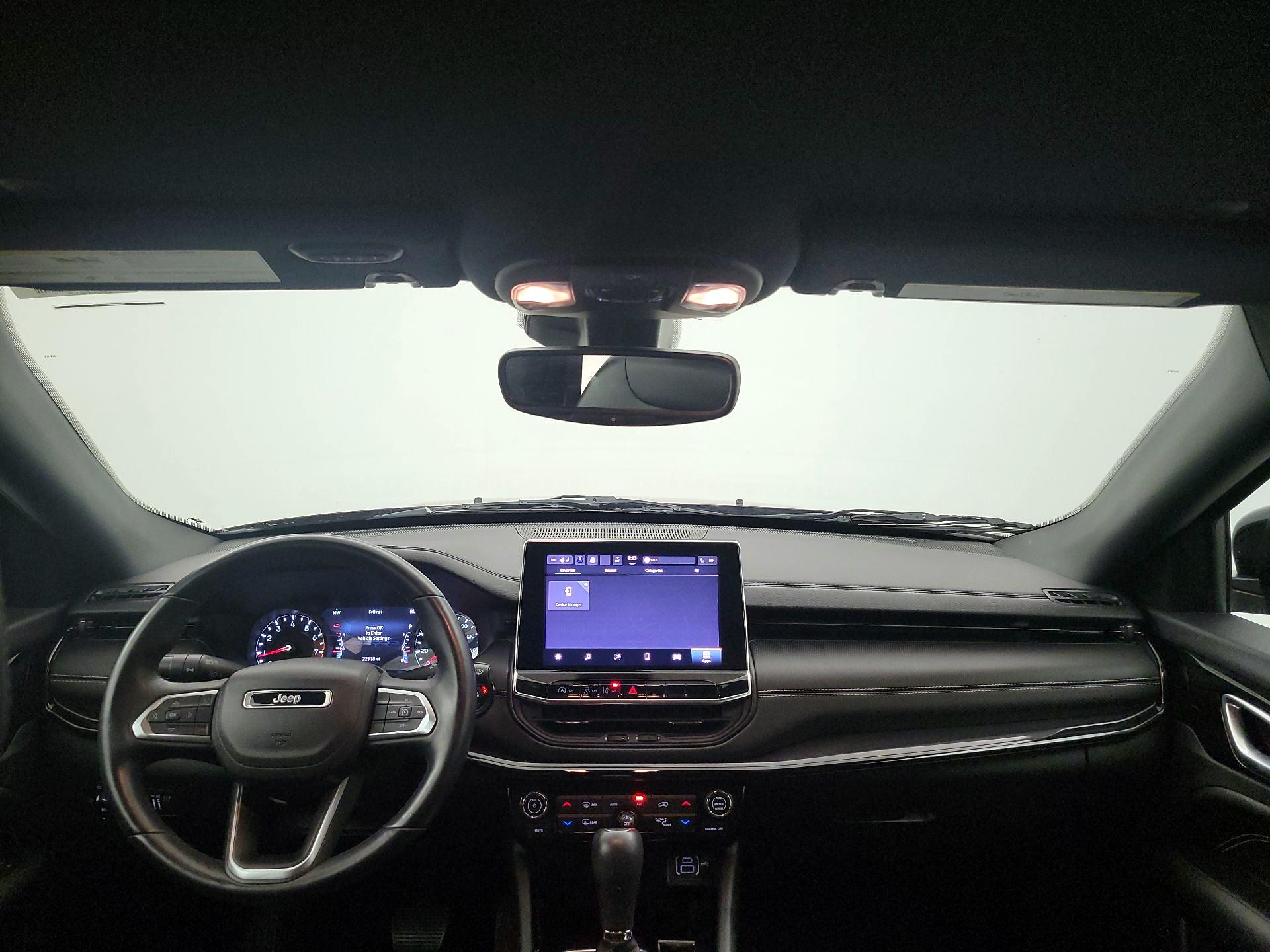 Thumbnail: 2022 Jeep Compass - 9