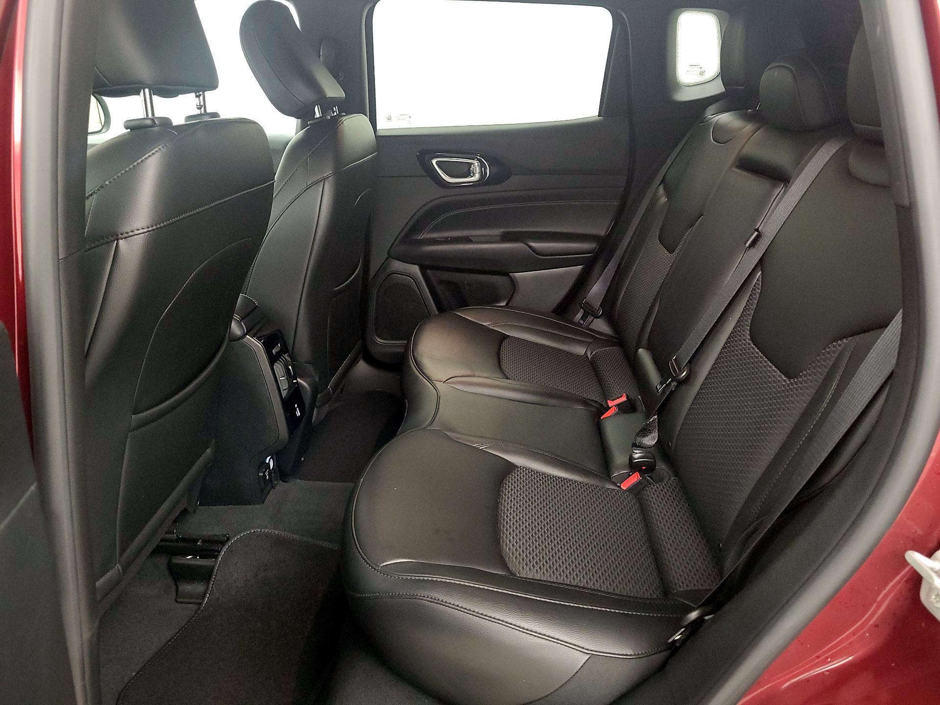 Thumbnail: 2022 Jeep Compass - 19