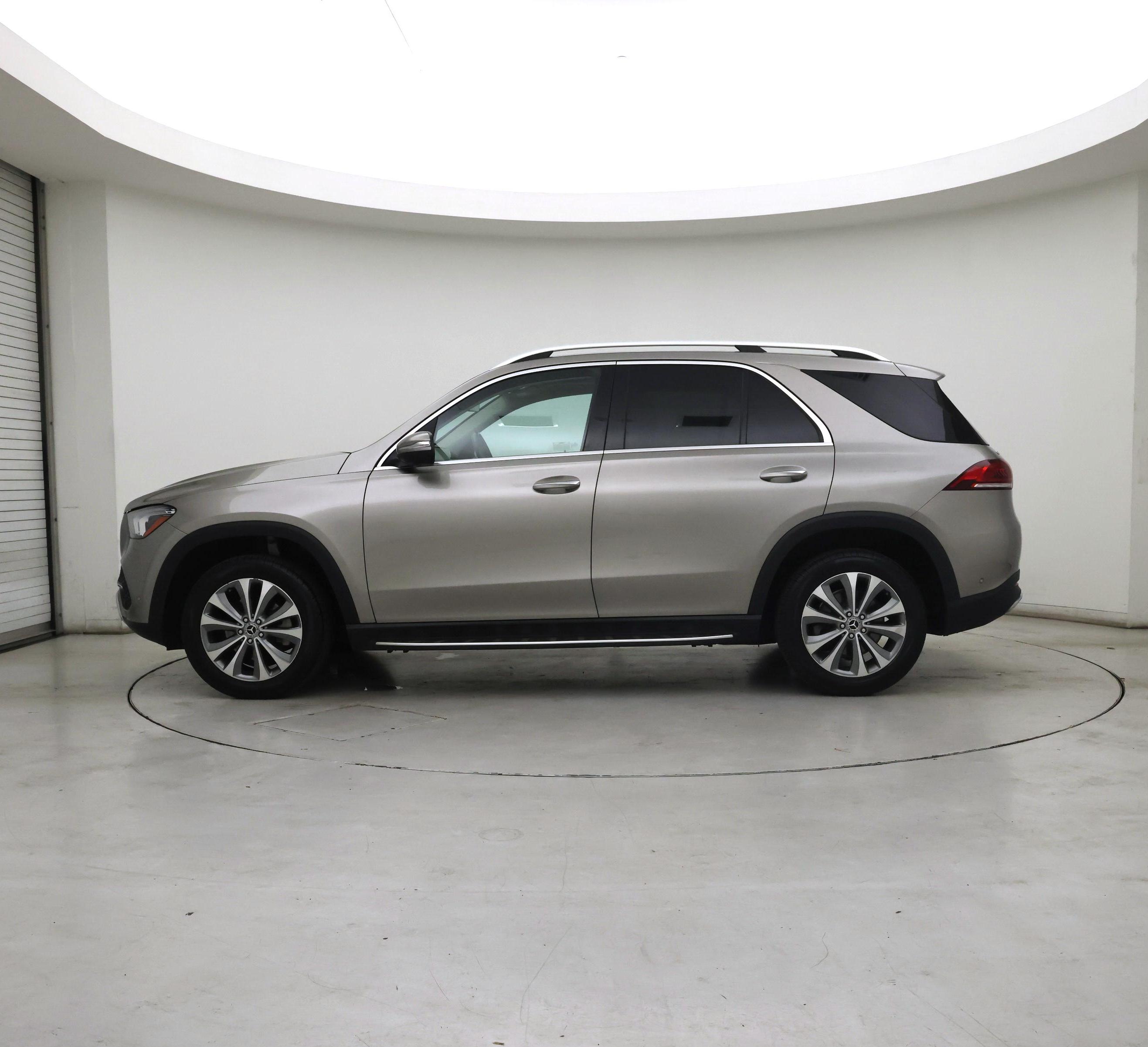 Thumbnail: 2020 Mercedes-Benz GLE - 3