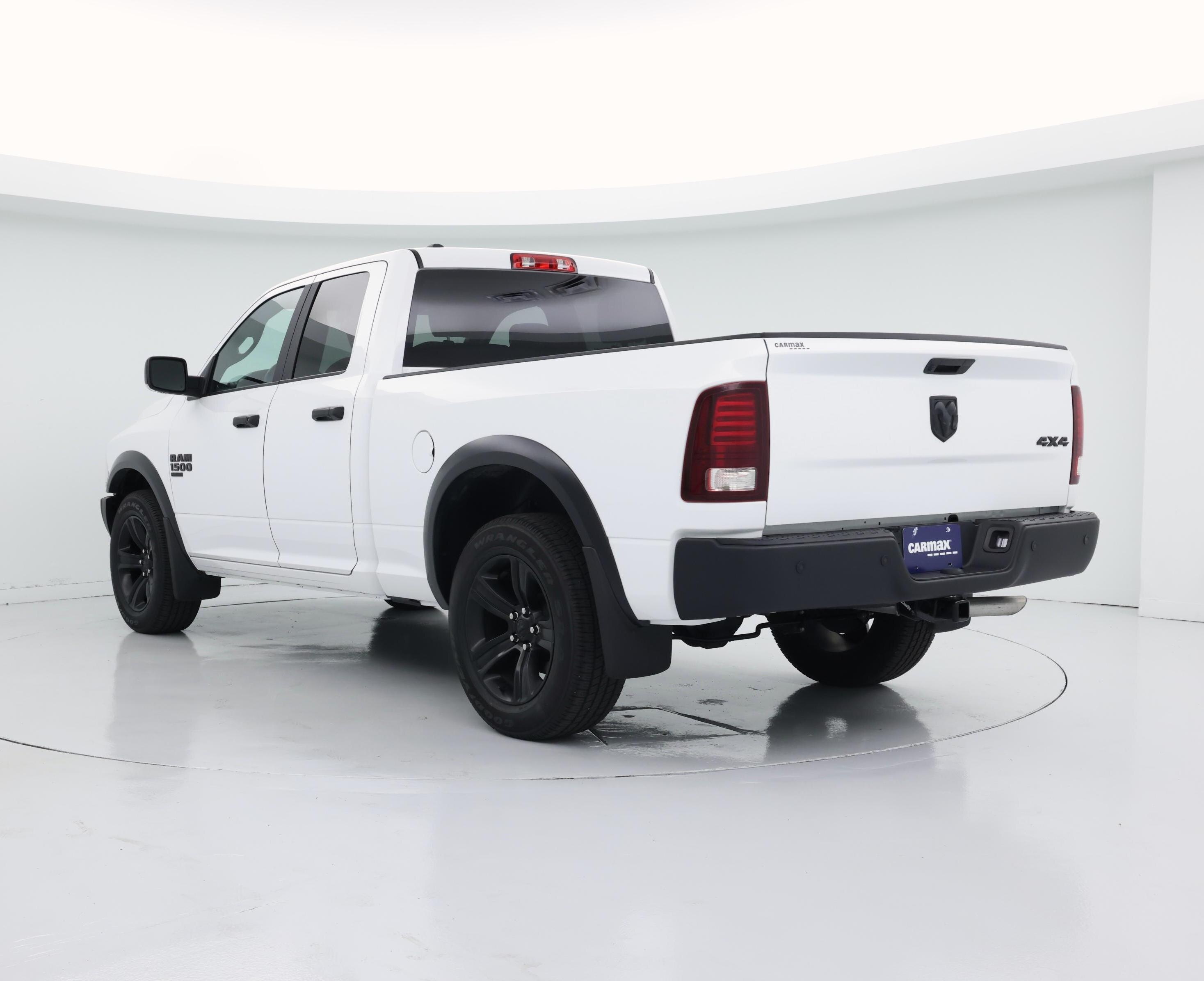 Thumbnail: 2022 RAM 1500 Classic - 2
