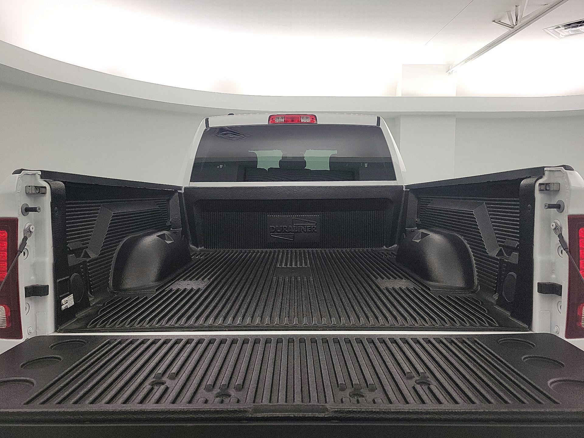 Thumbnail: 2022 RAM 1500 Classic - 20