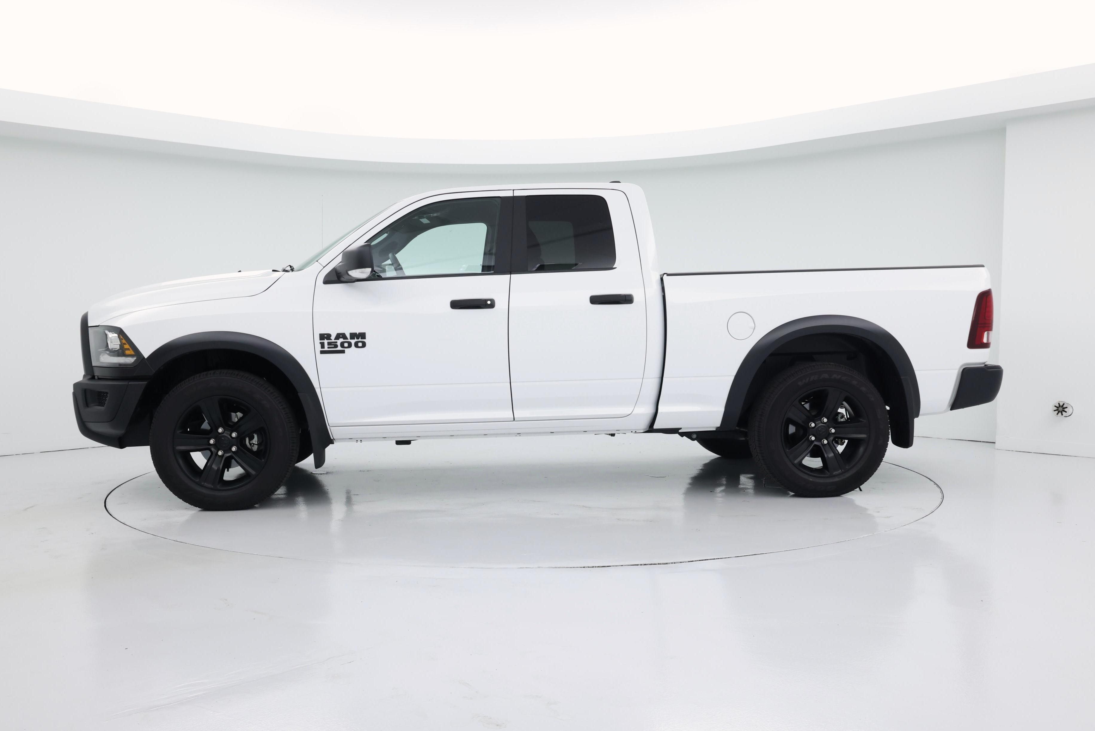 Thumbnail: 2022 RAM 1500 Classic - 3