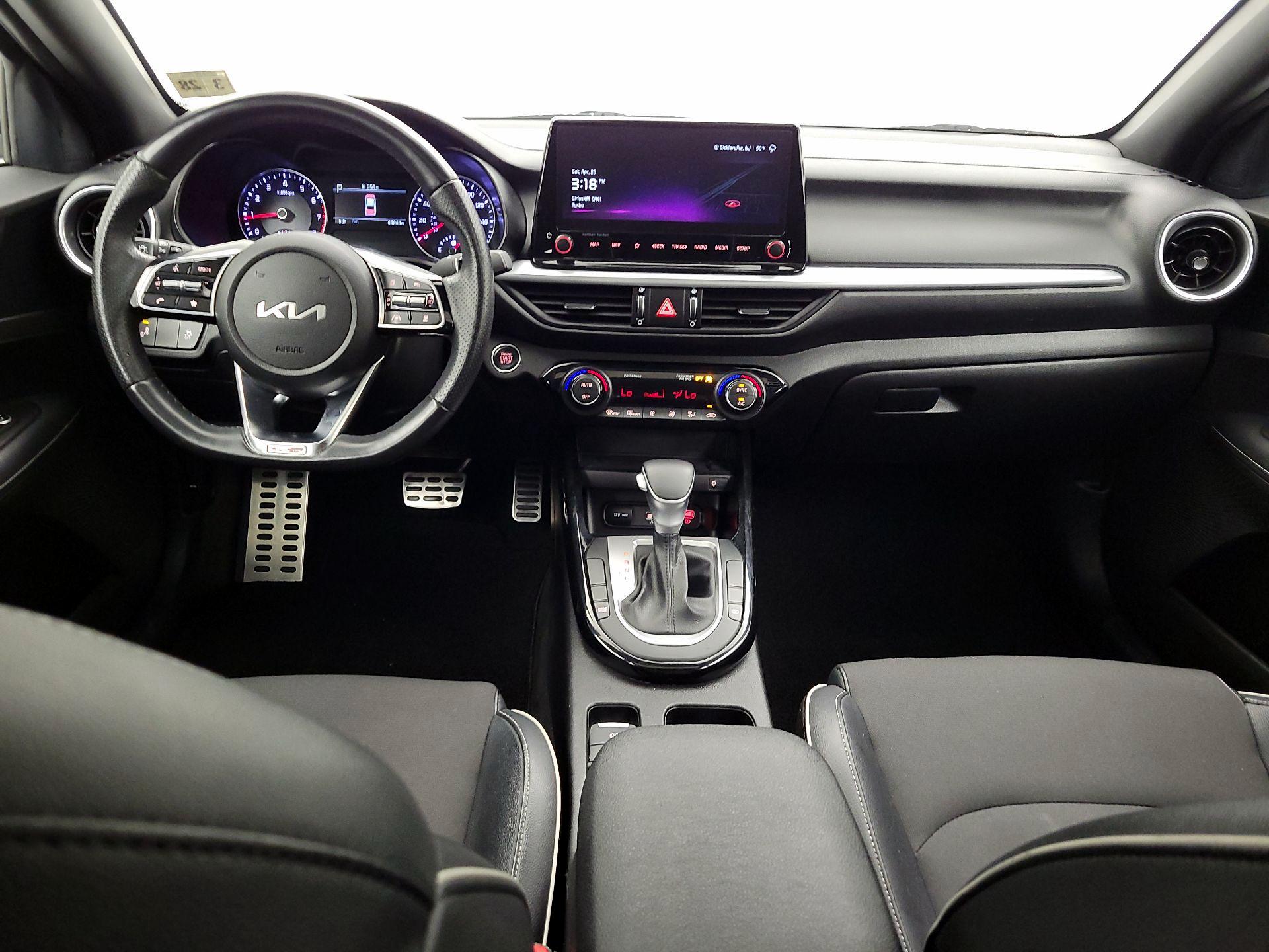 Thumbnail: 2023 Kia Forte - 9