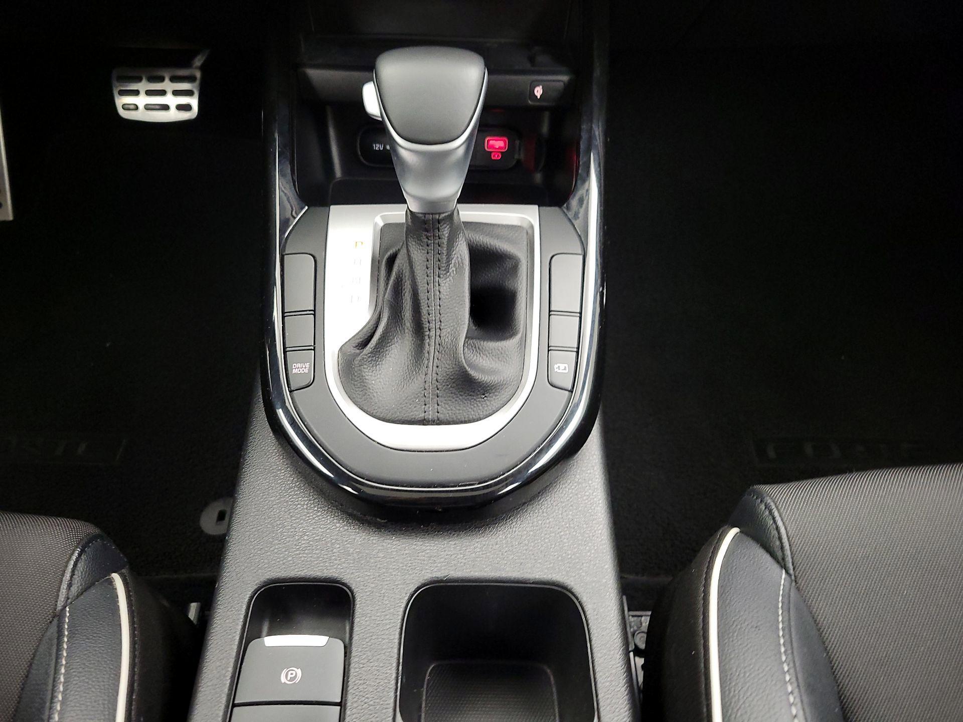 Thumbnail: 2023 Kia Forte - 18