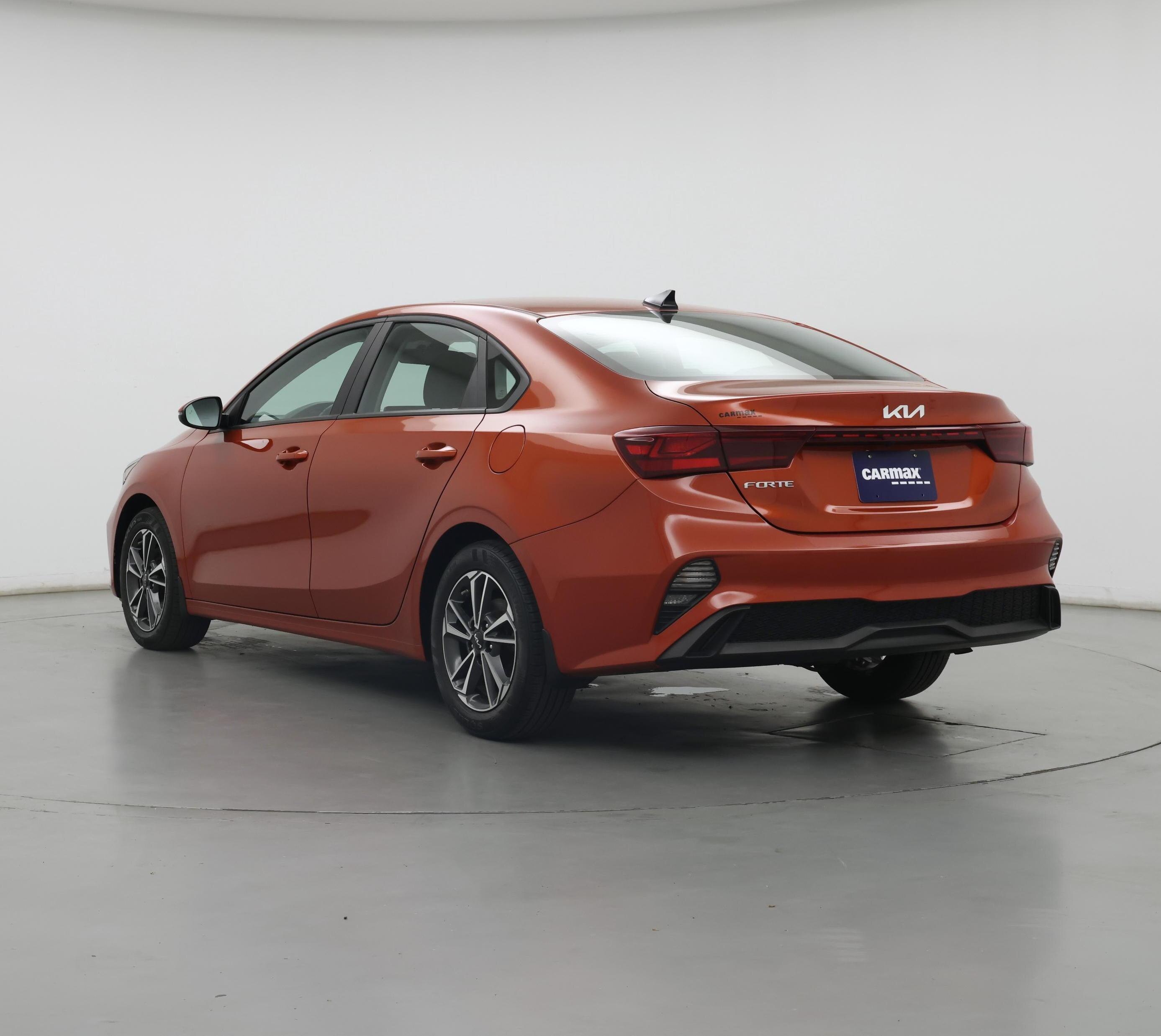 Thumbnail: 2023 Kia Forte - 2