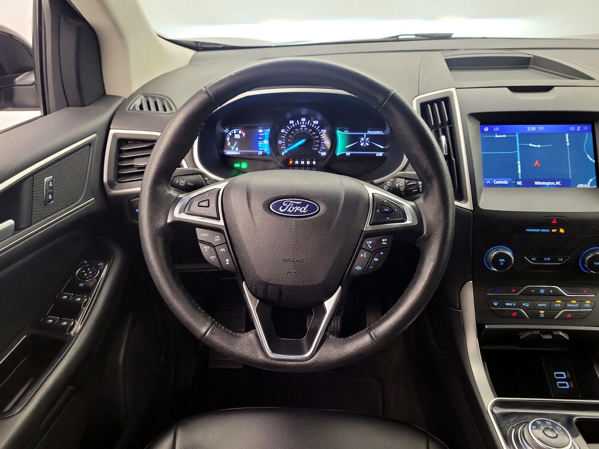 Thumbnail: 2020 Ford Edge - 10