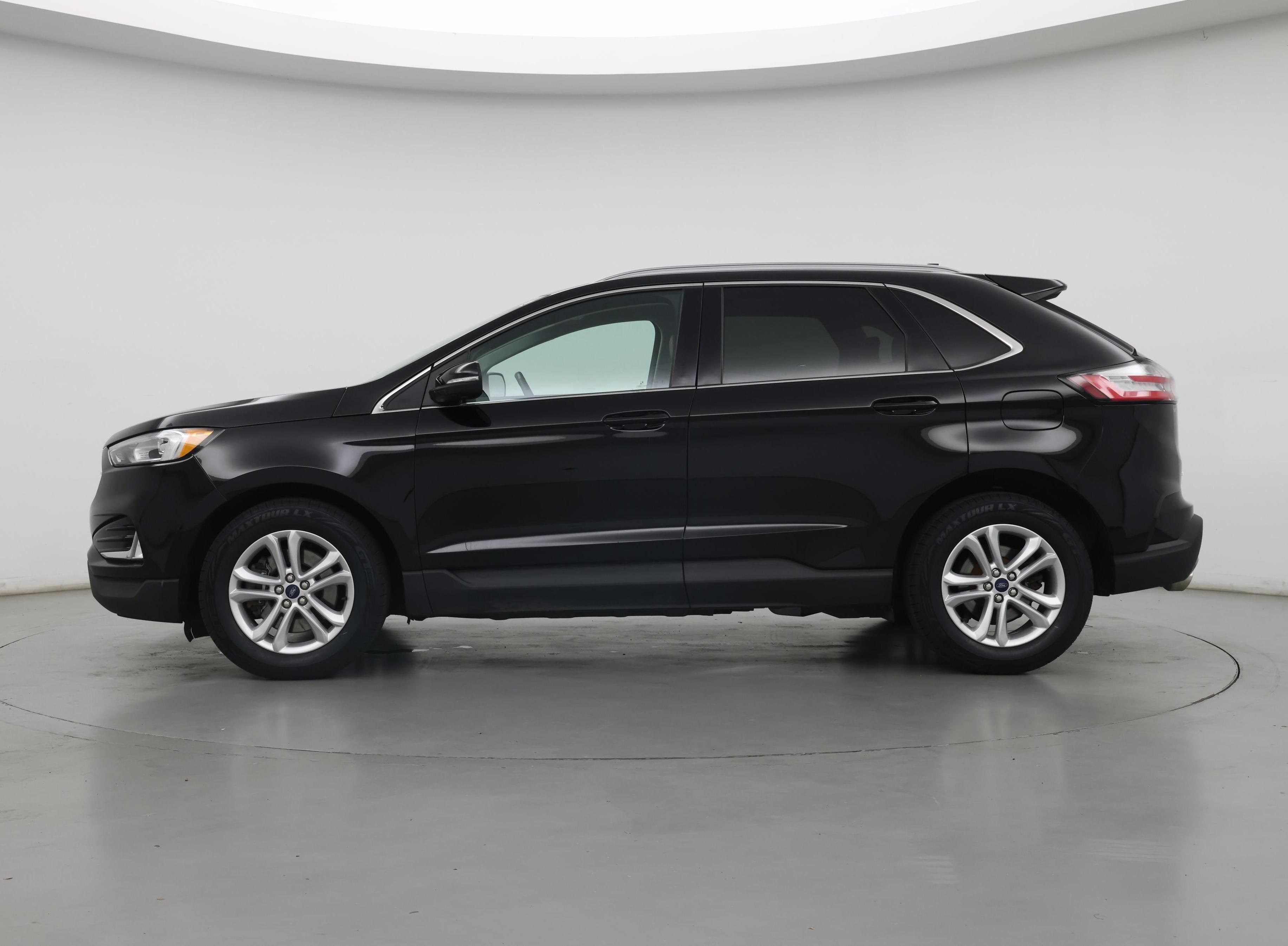 Thumbnail: 2020 Ford Edge - 3
