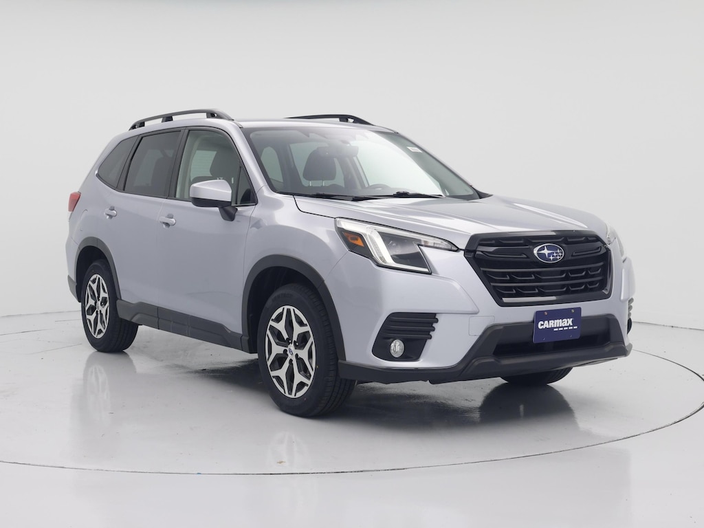 Subaru Forester Premium Crossover AWD