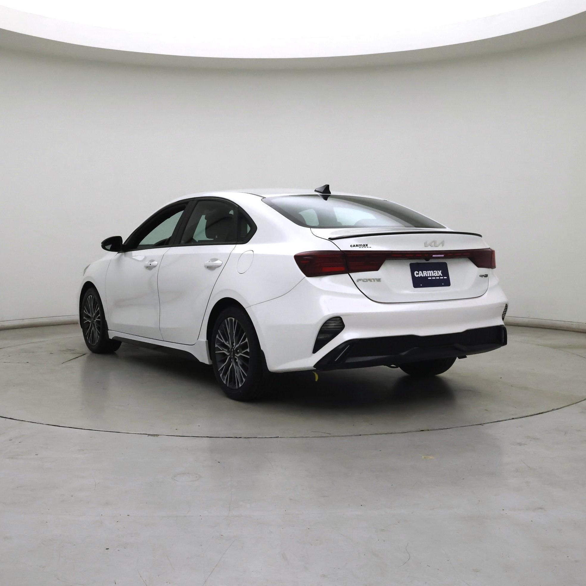 Thumbnail: 2023 Kia Forte - 2