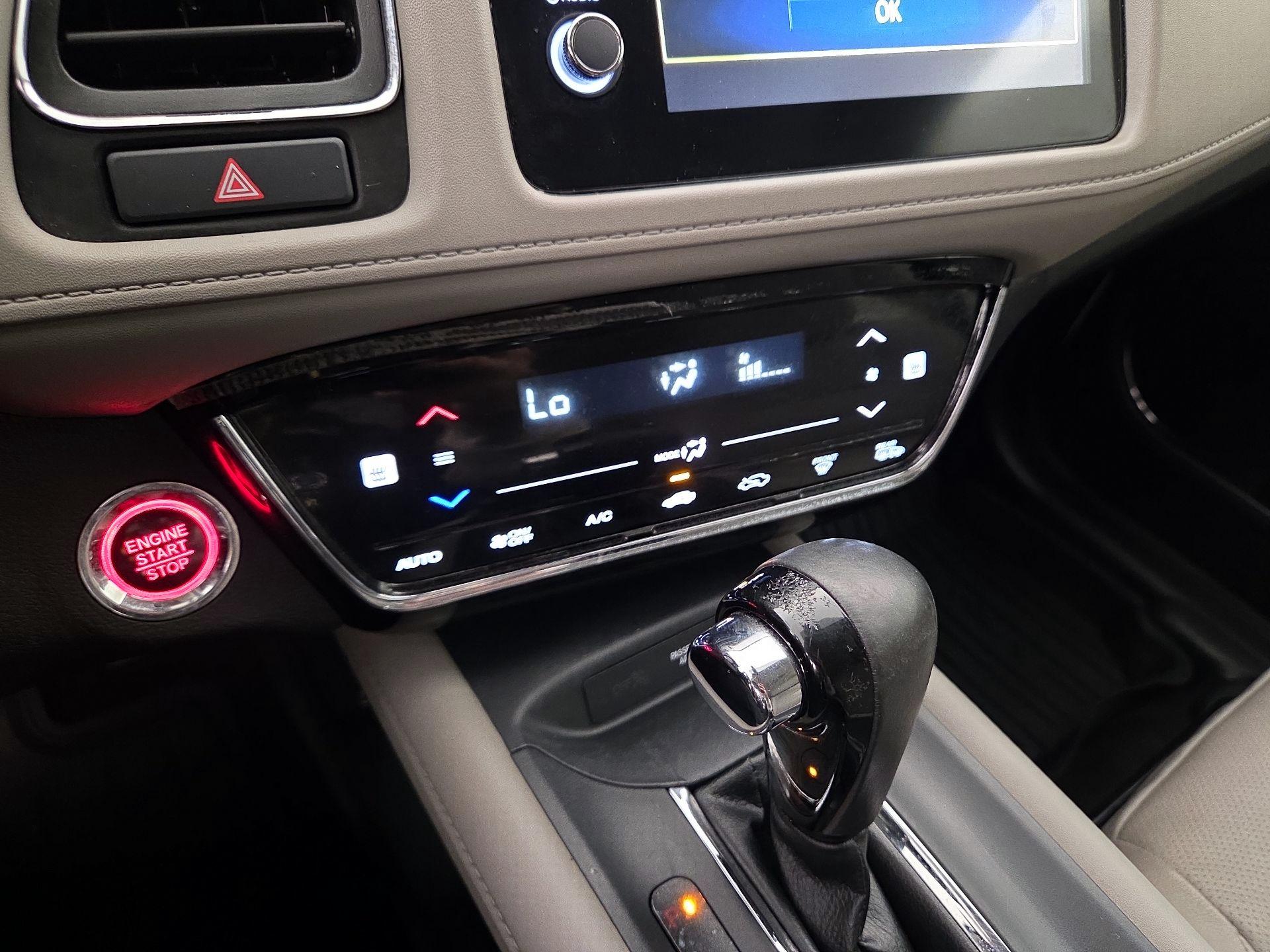 Thumbnail: 2022 Honda HR-V - 16