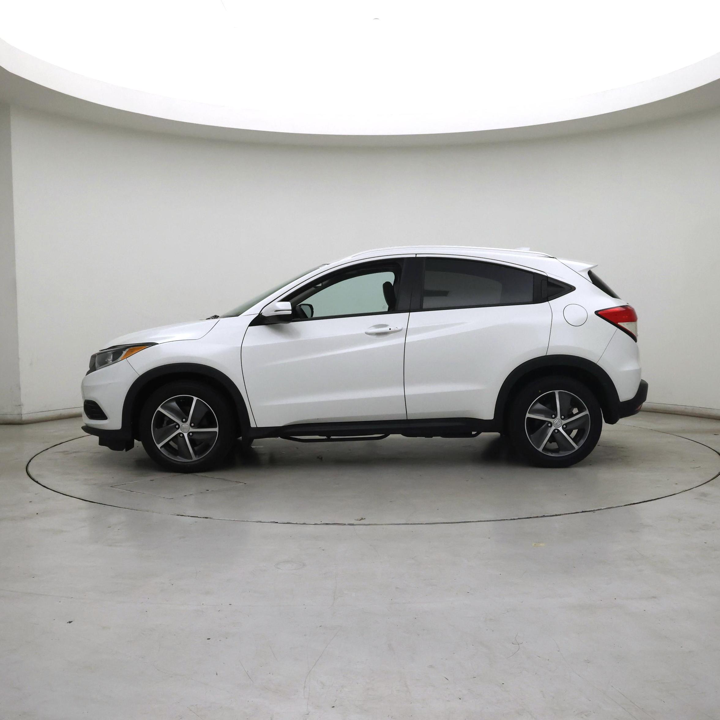 Thumbnail: 2022 Honda HR-V - 3