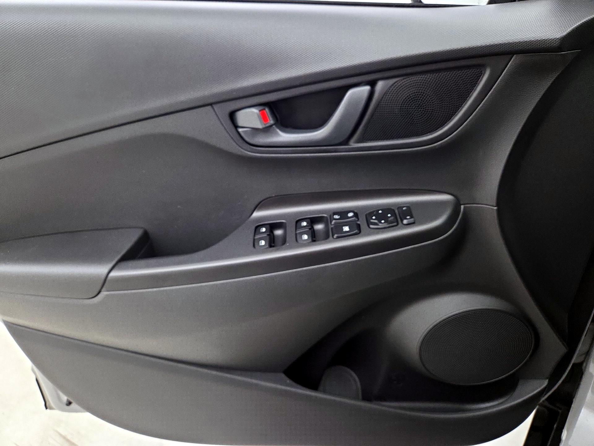 Thumbnail: 2023 Hyundai Kona - 12