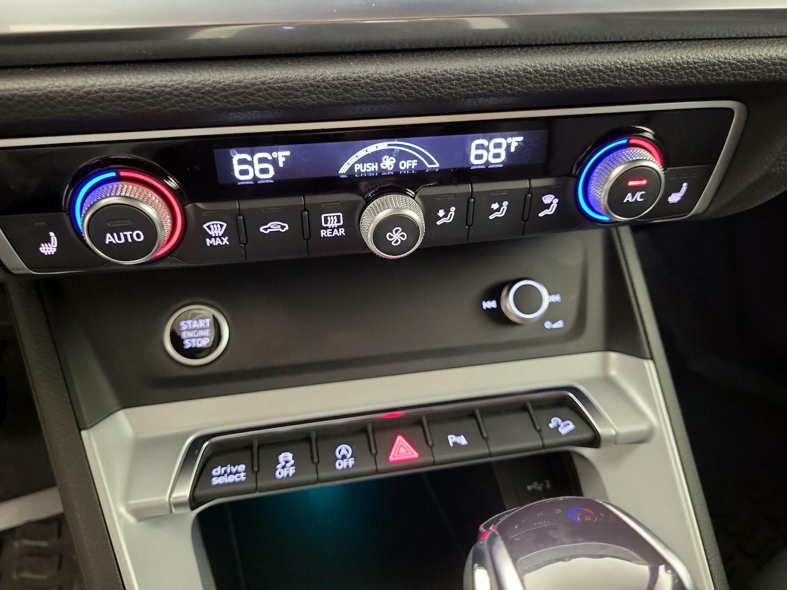 2022 Audi Q3 S Line Premium Plus - Photo 17
