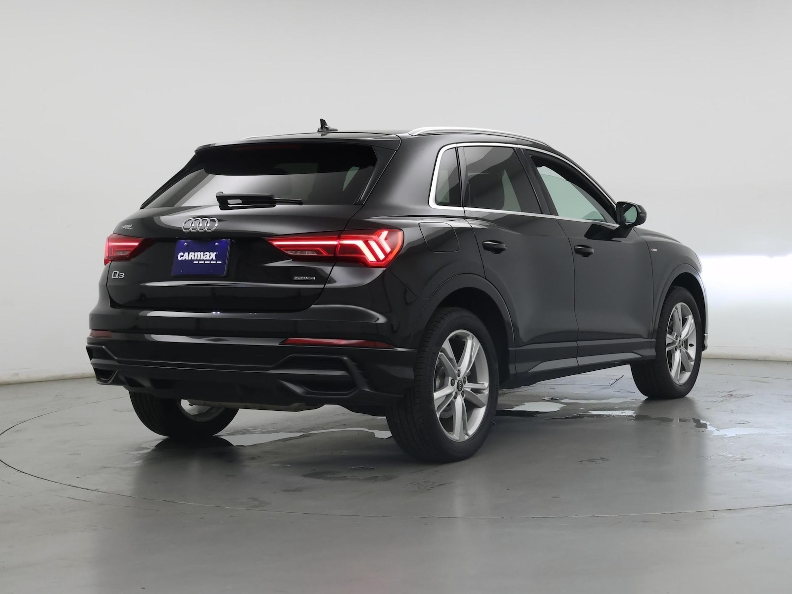 2022 Audi Q3 S Line Premium Plus - Photo 9