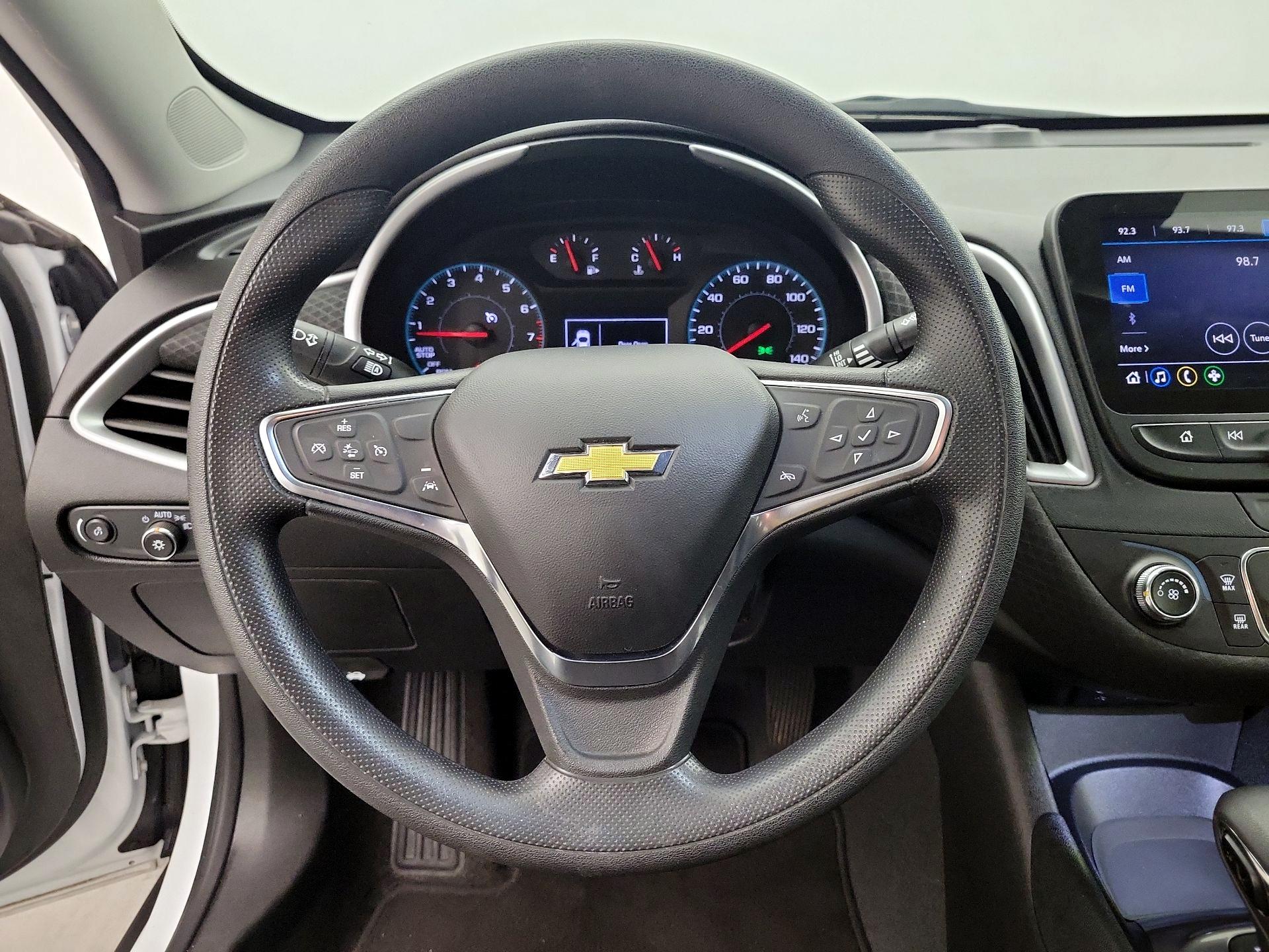 Thumbnail: 2024 Chevrolet Malibu - 10