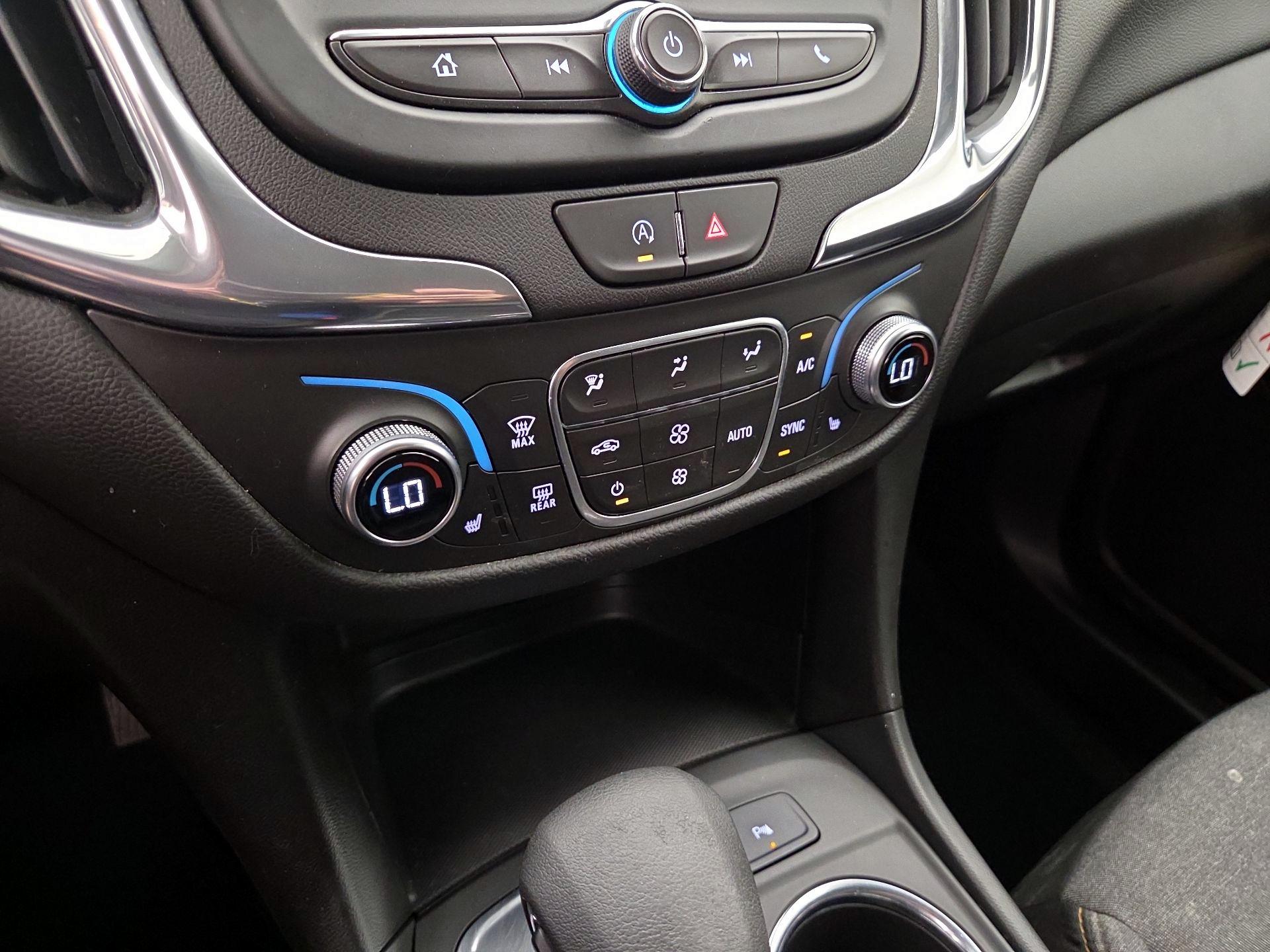 Thumbnail: 2023 Chevrolet Equinox - 16