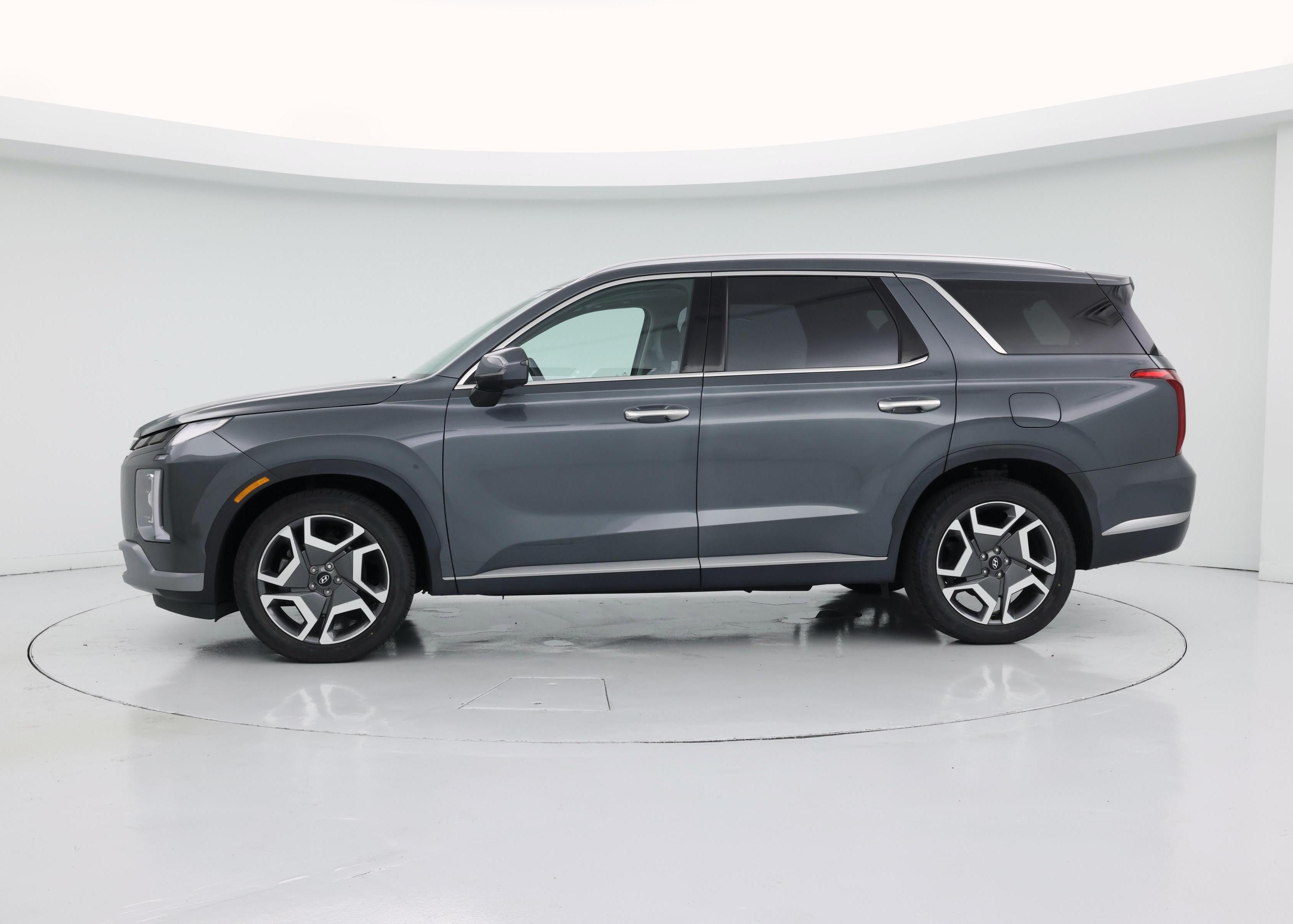 Thumbnail: 2023 Hyundai Palisade - 3