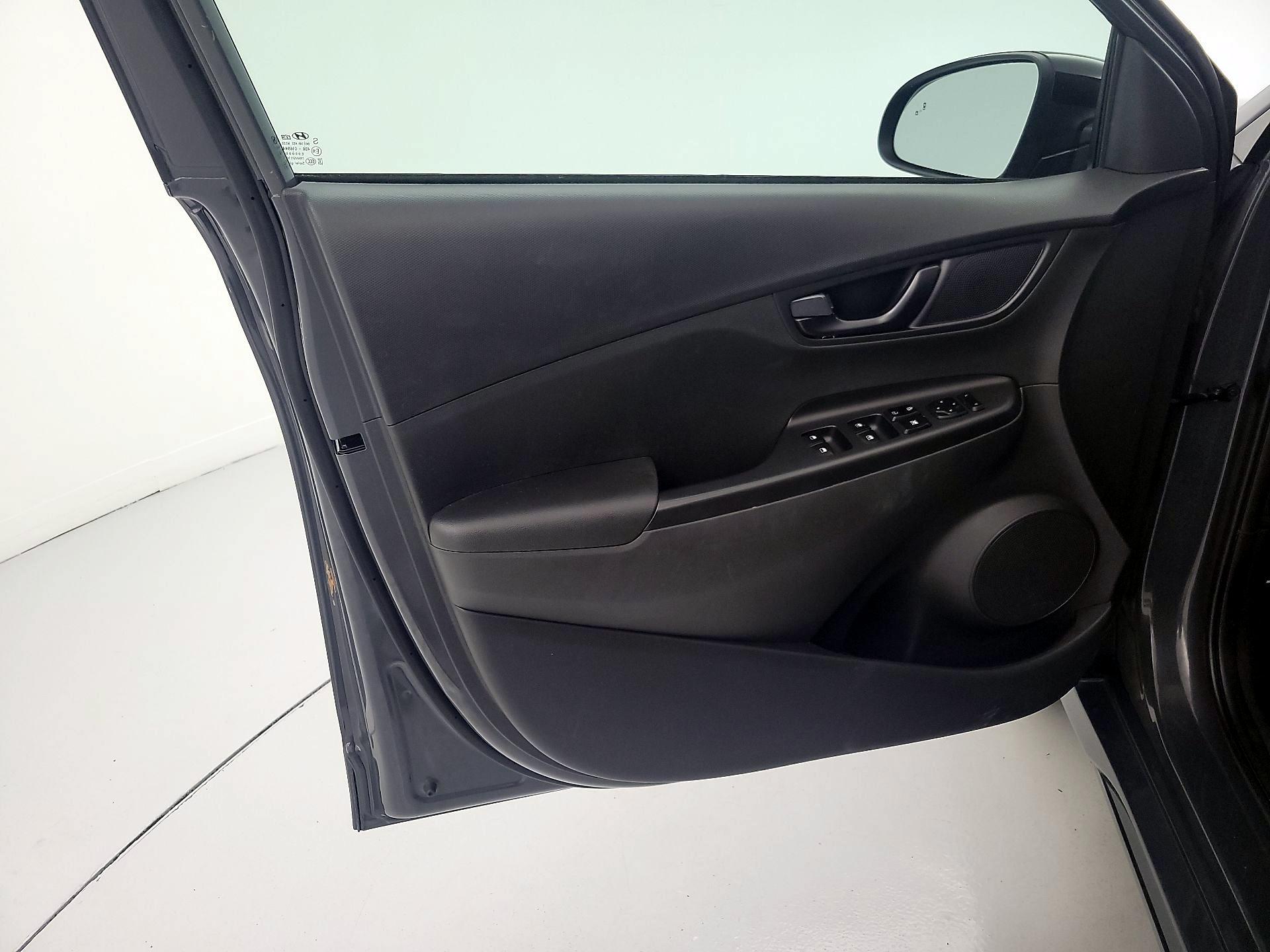 Thumbnail: 2023 Hyundai Kona - 12
