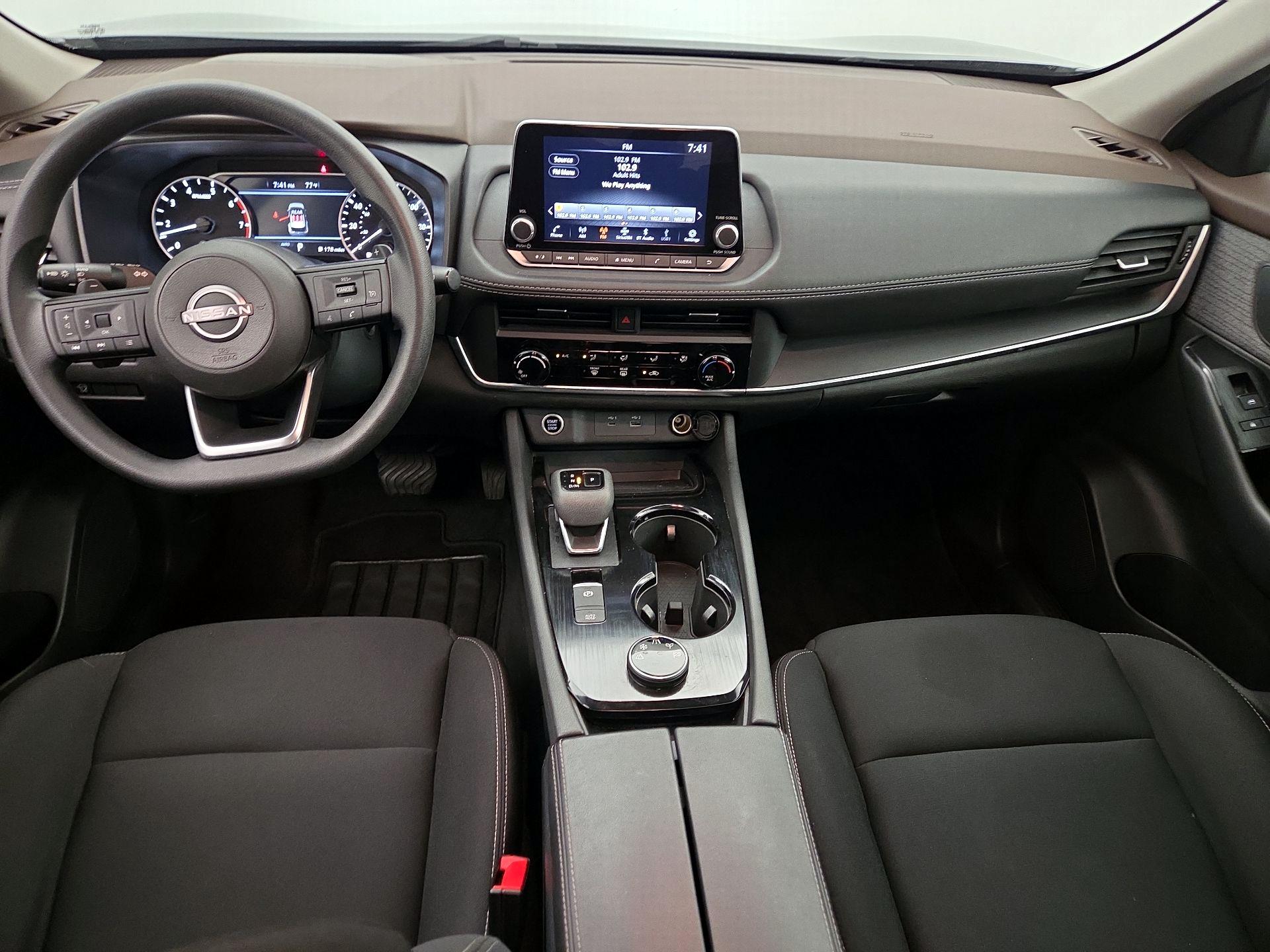 Thumbnail: 2023 Nissan Rogue - 9