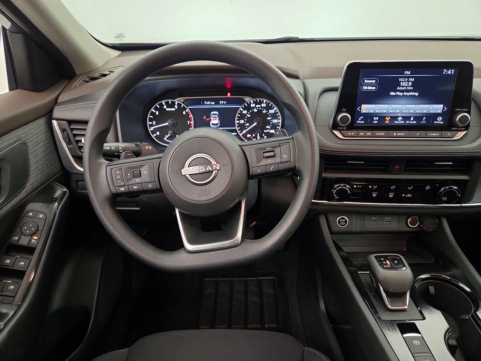Thumbnail: 2023 Nissan Rogue - 10