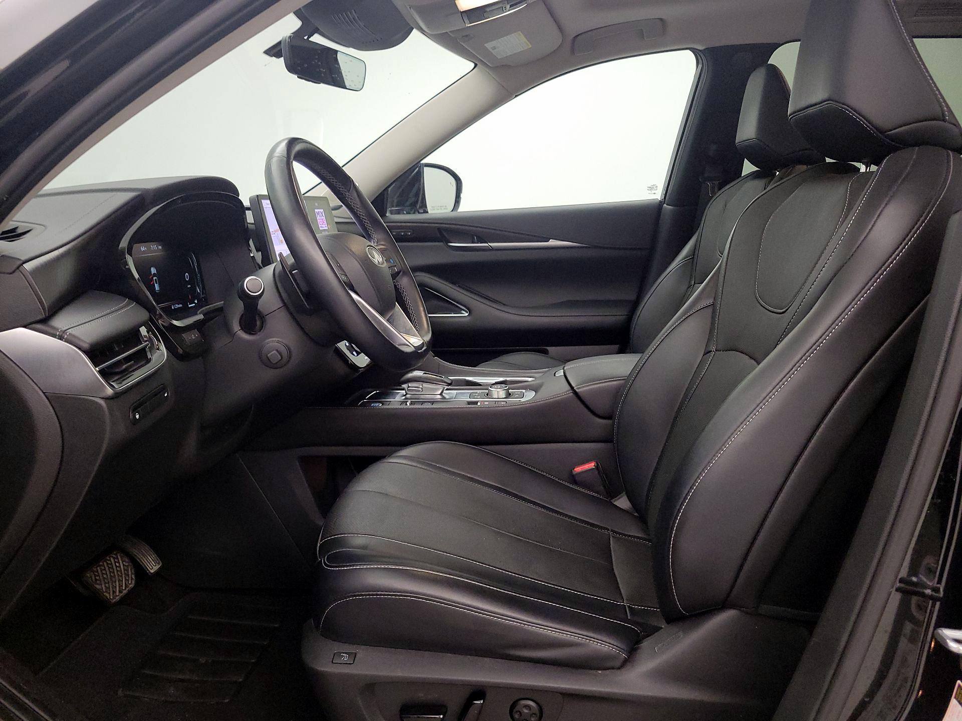 Thumbnail: 2023 INFINITI QX60 - 11