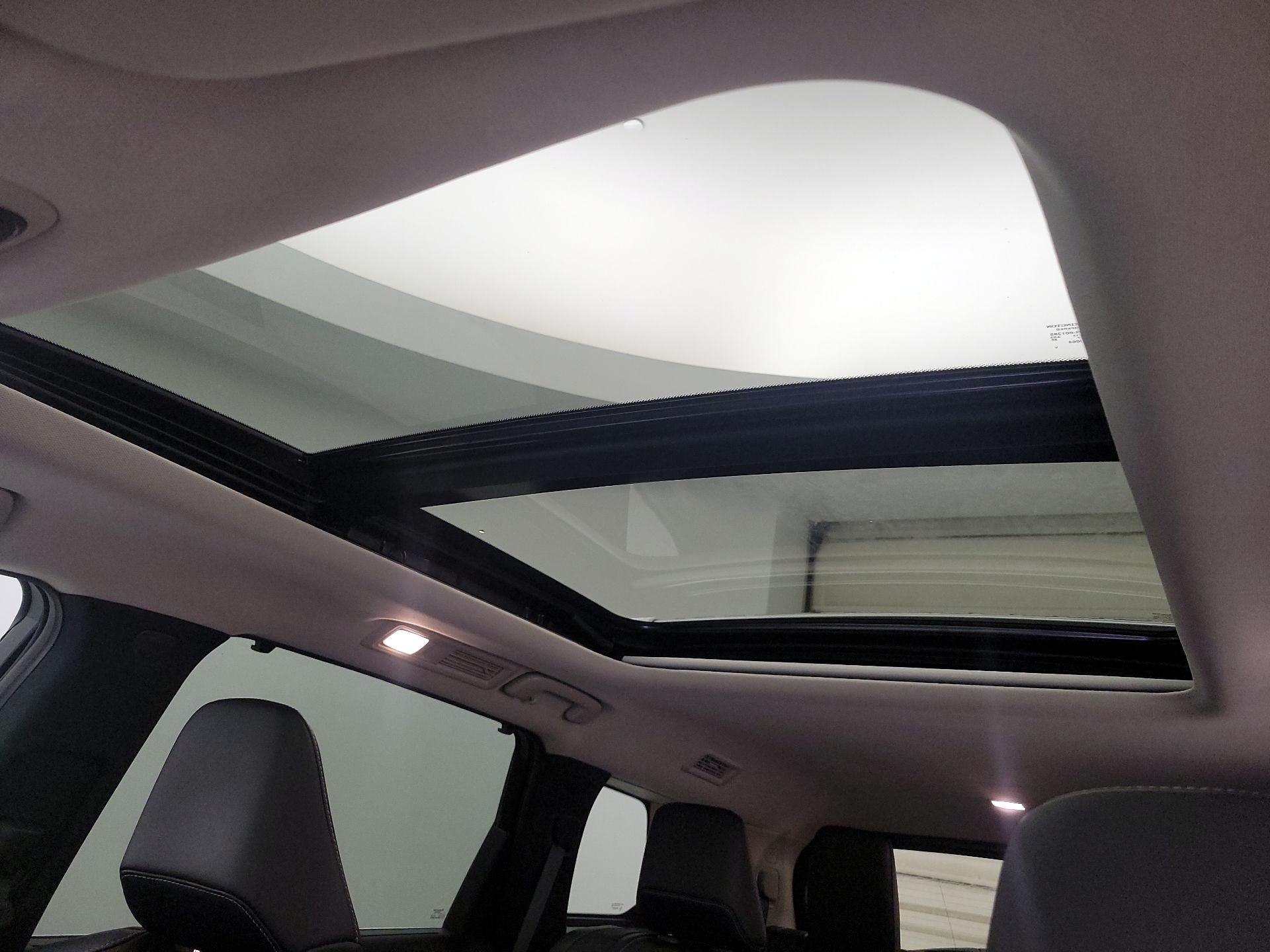 Thumbnail: 2023 INFINITI QX60 - 20