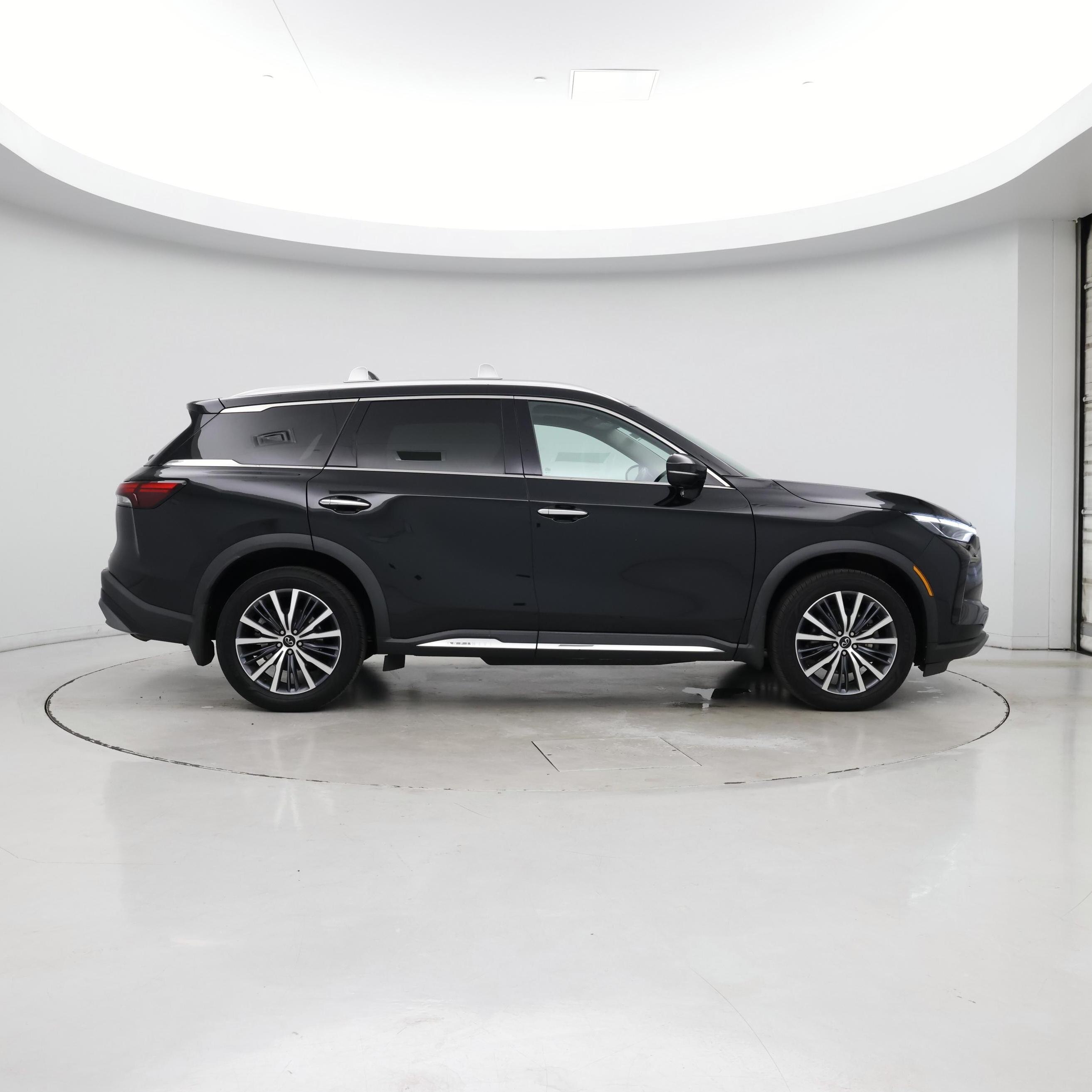 Thumbnail: 2023 INFINITI QX60 - 7