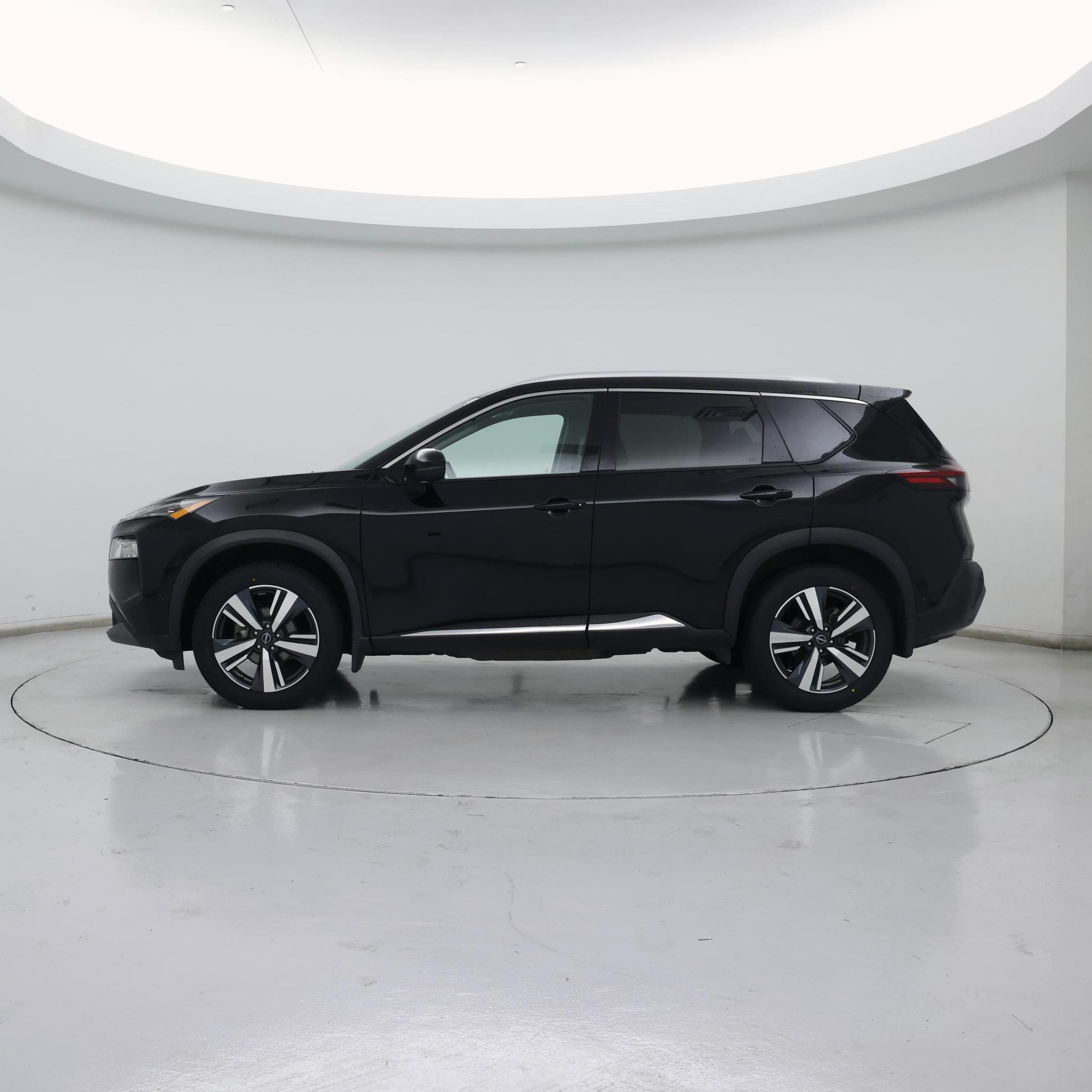 Thumbnail: 2023 Nissan Rogue - 3