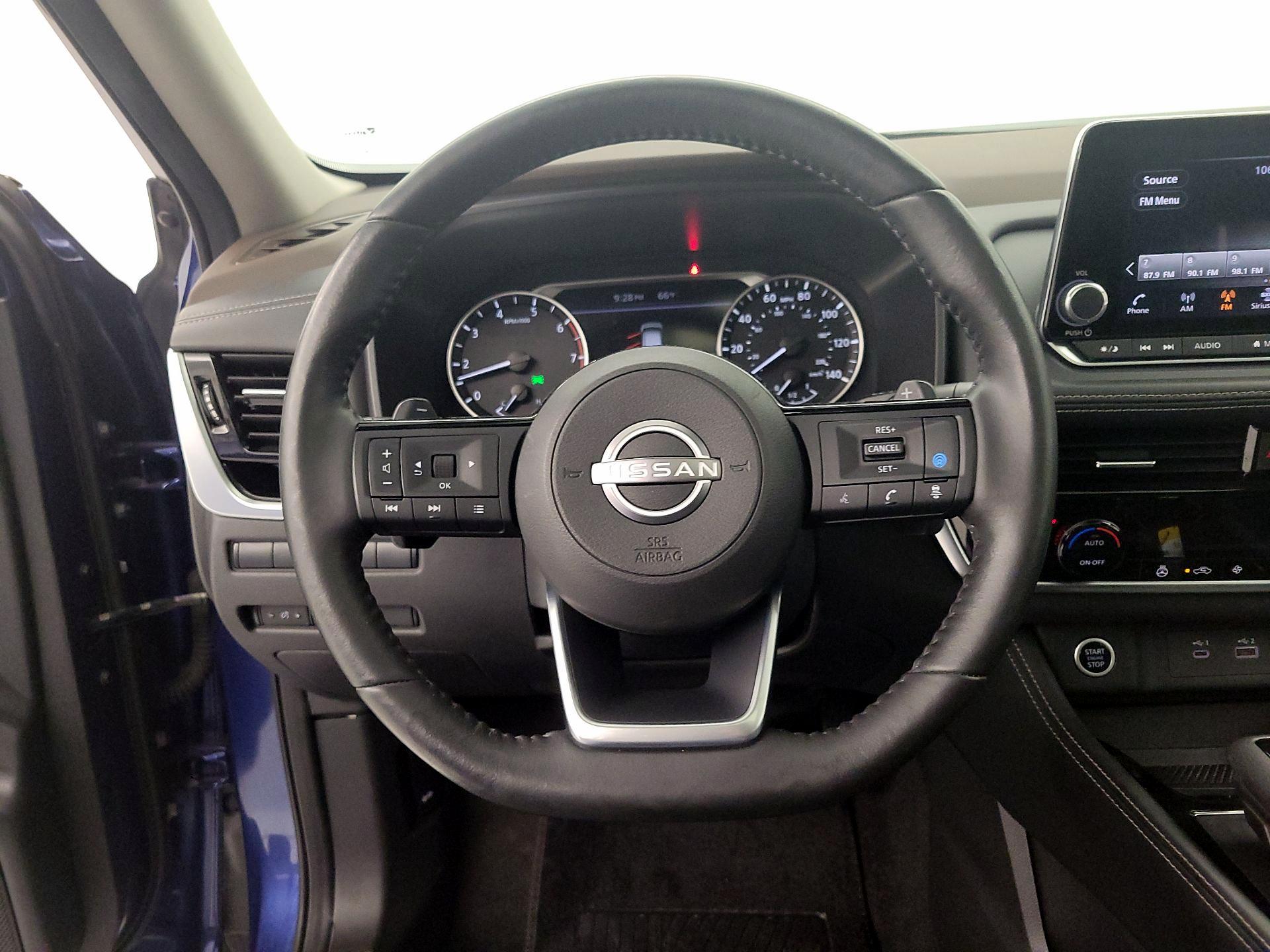 Thumbnail: 2023 Nissan Rogue - 10