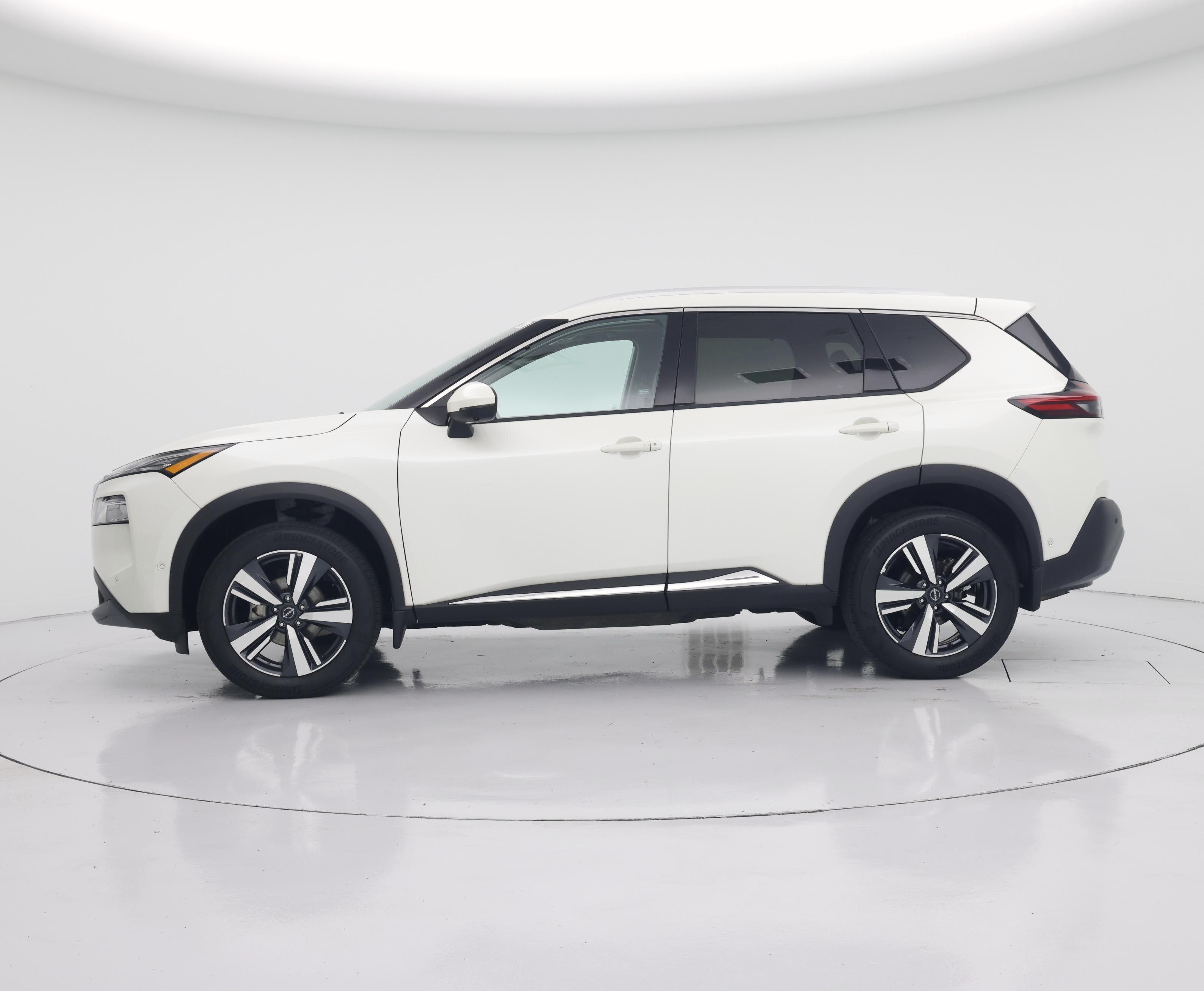 Thumbnail: 2023 Nissan Rogue - 3
