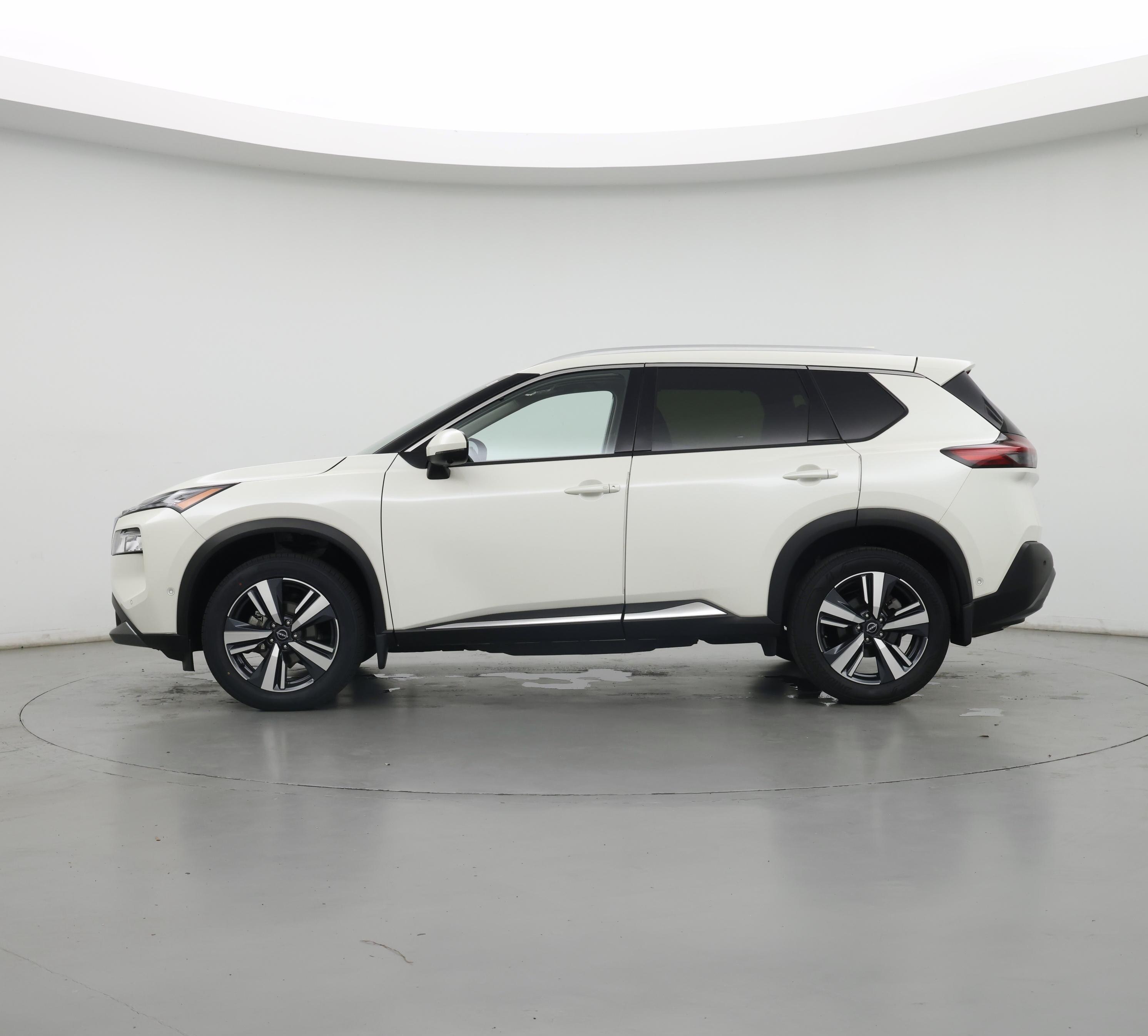 Thumbnail: 2023 Nissan Rogue - 3