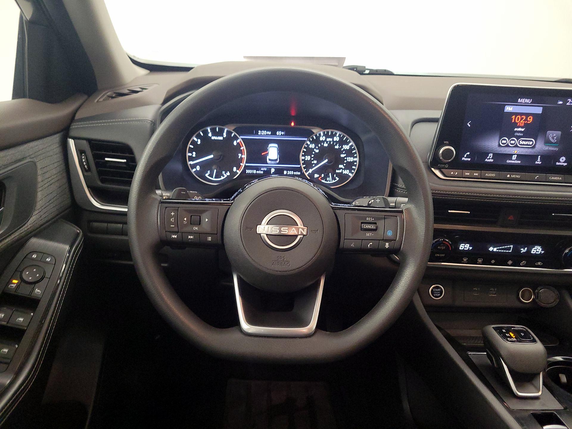 Thumbnail: 2023 Nissan Rogue - 10