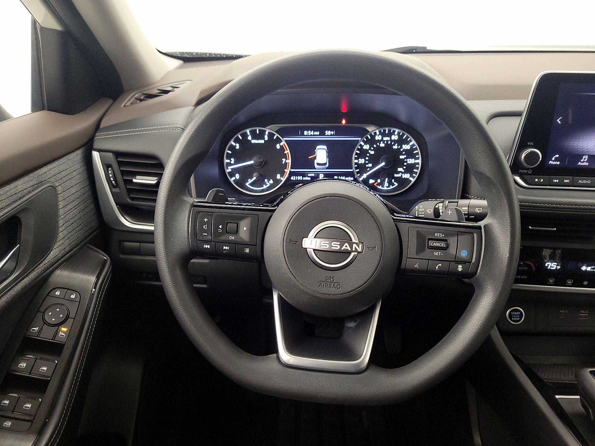 Thumbnail: 2023 Nissan Rogue - 10