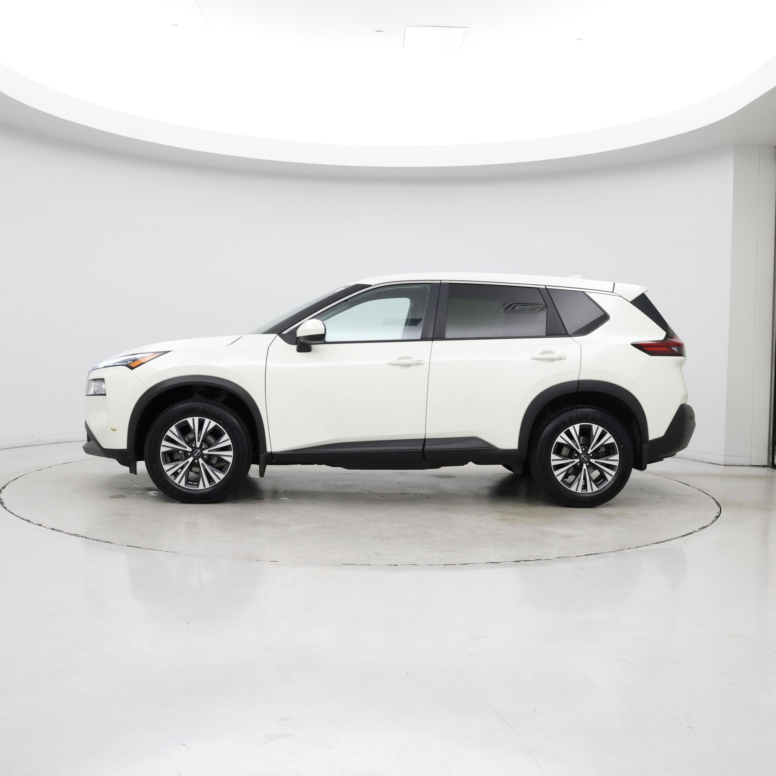 Thumbnail: 2023 Nissan Rogue - 3
