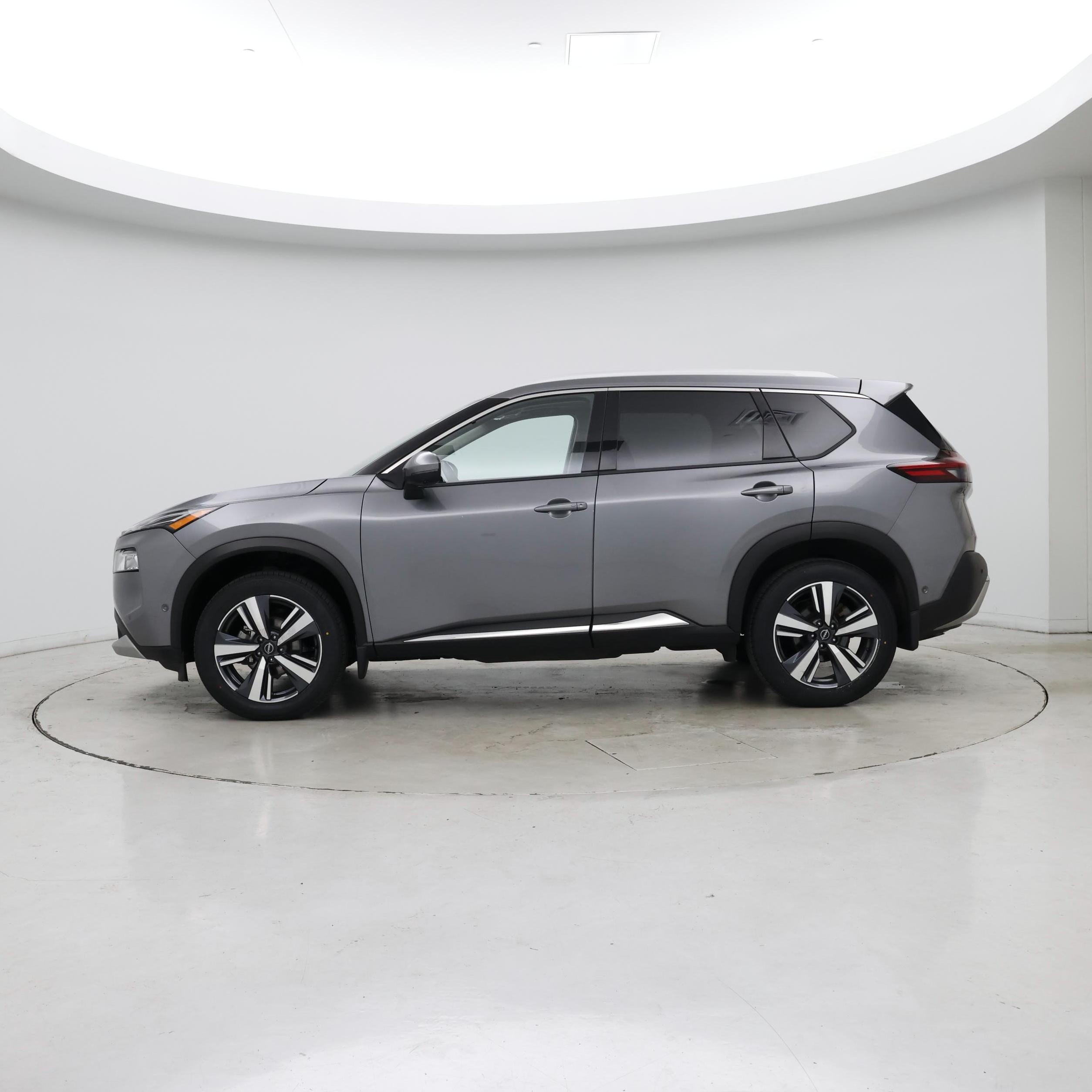 Thumbnail: 2023 Nissan Rogue - 3