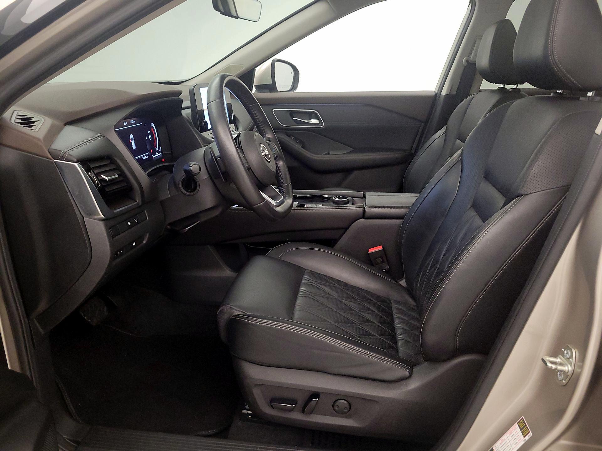 Thumbnail: 2023 Nissan Rogue - 11