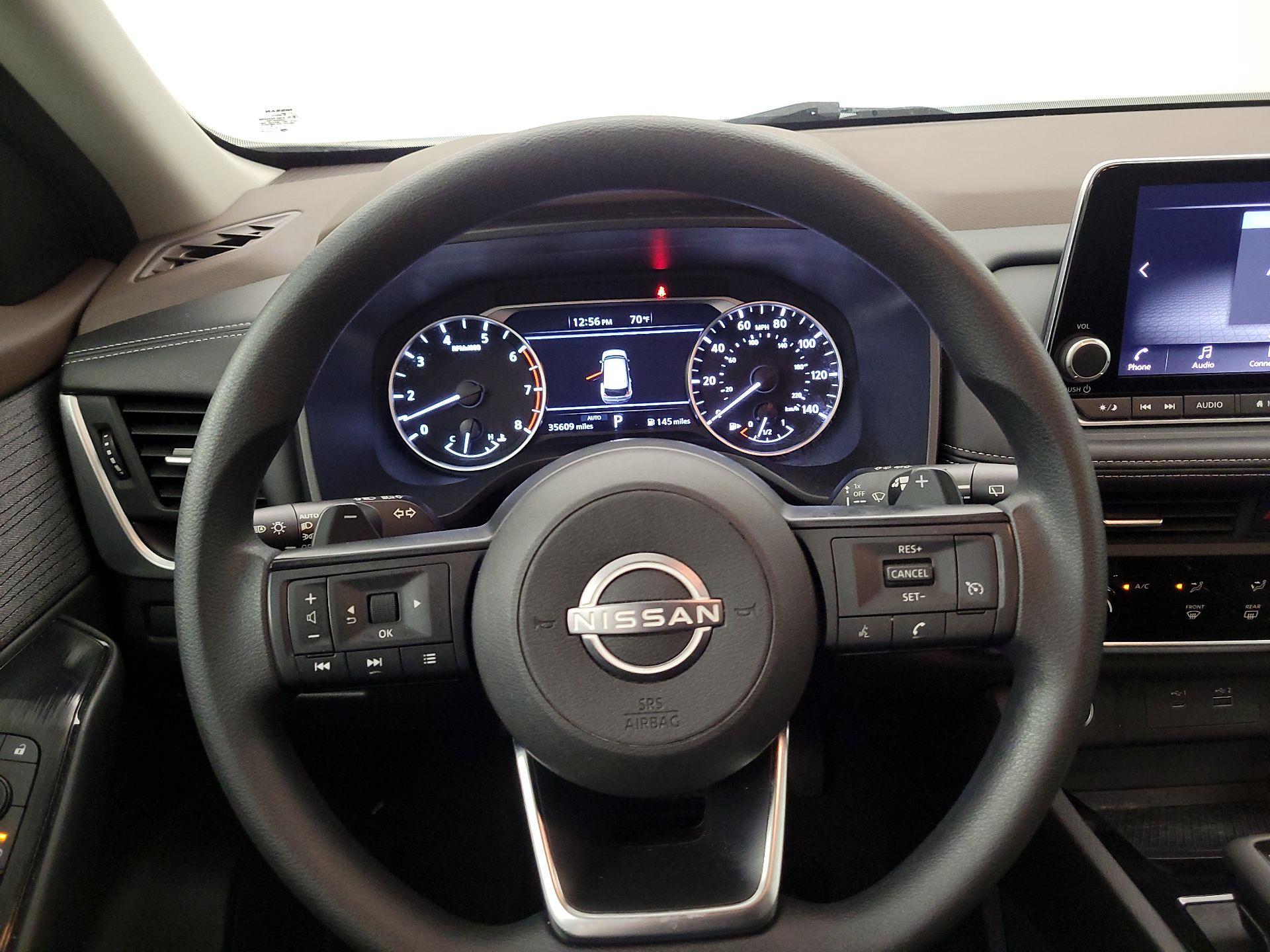 Thumbnail: 2023 Nissan Rogue - 10