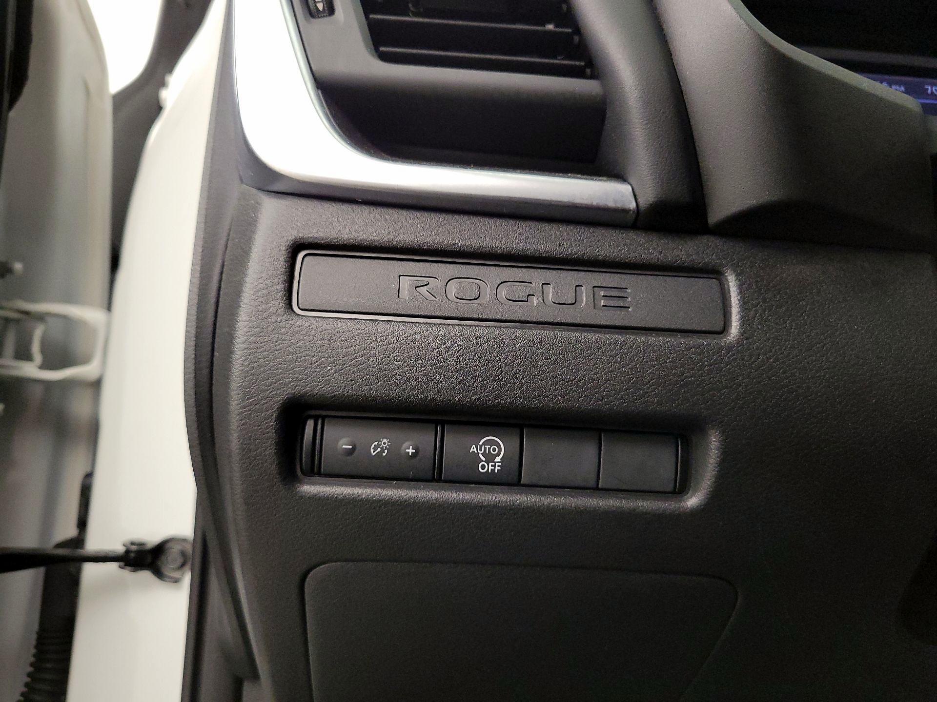 Thumbnail: 2023 Nissan Rogue - 13