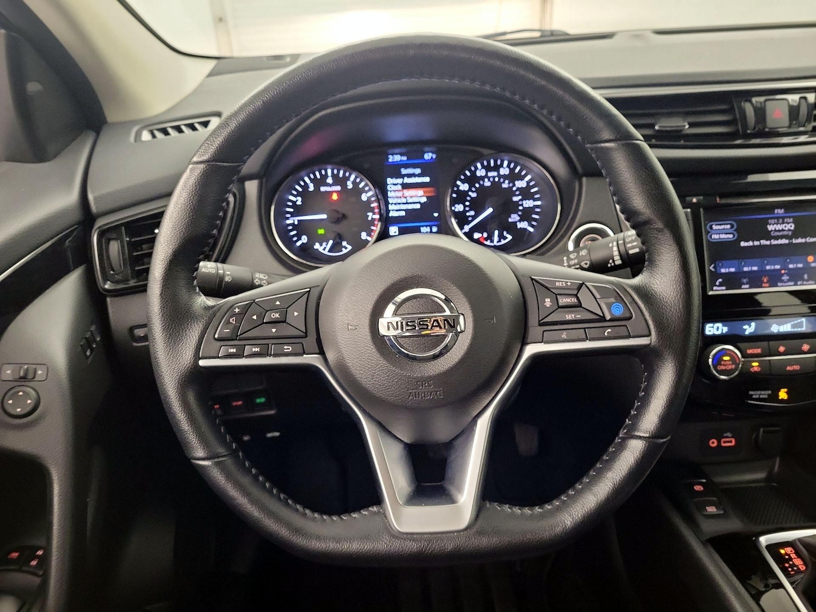 2022 Nissan Rogue Sport SV - Photo 11