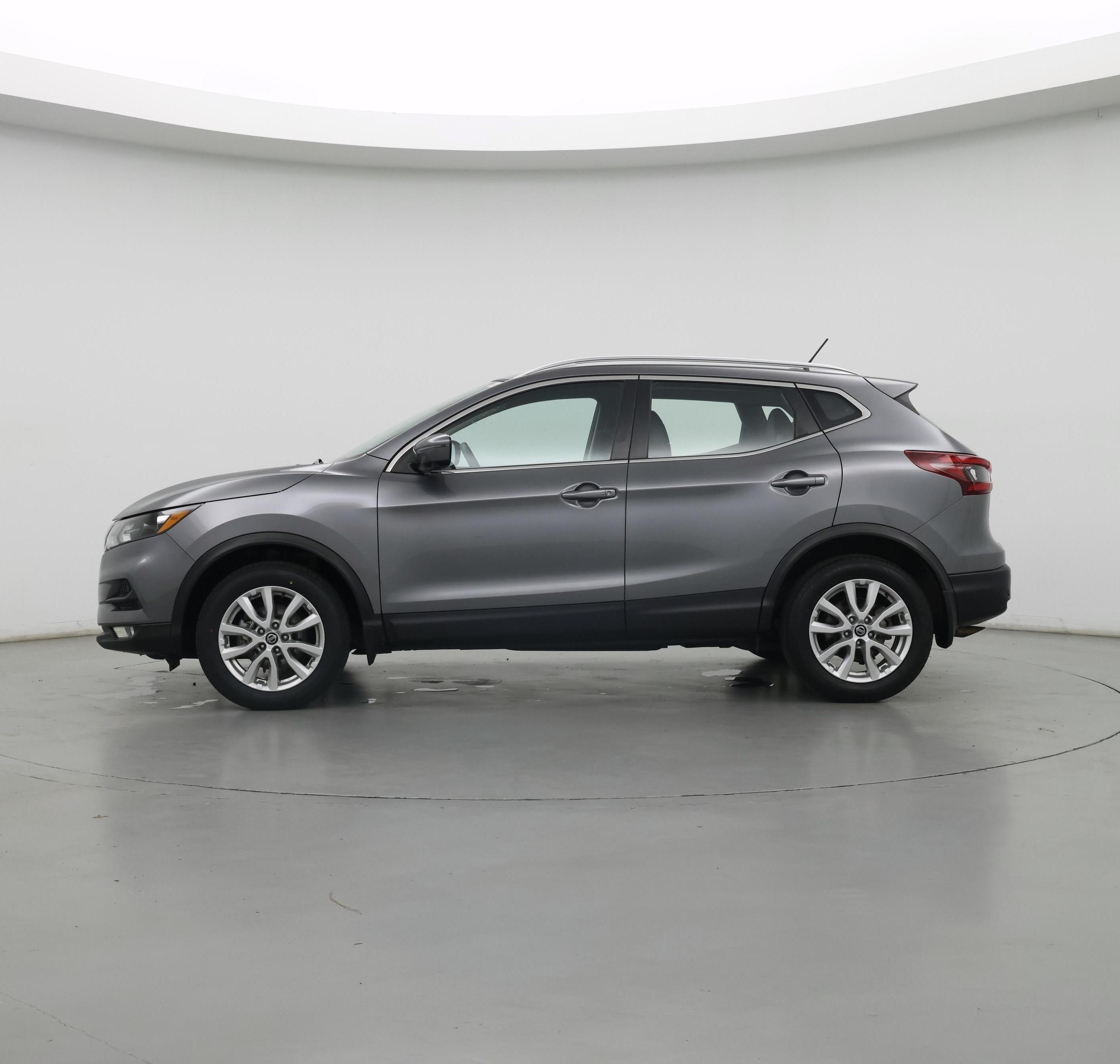 Thumbnail: 2022 Nissan Rogue Sport - 3
