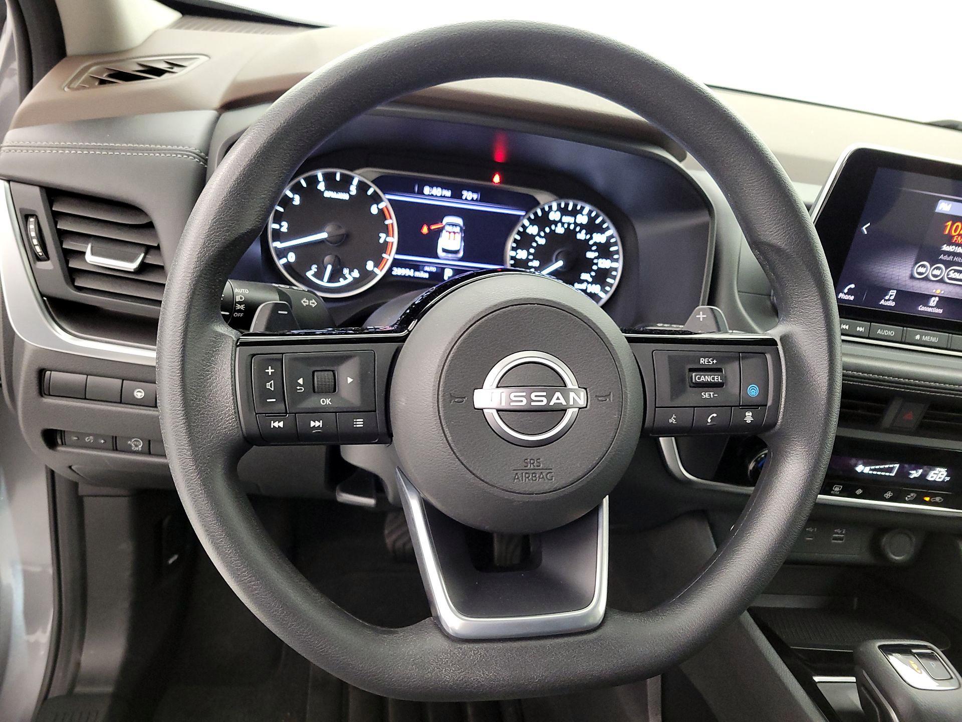 Thumbnail: 2023 Nissan Rogue - 10
