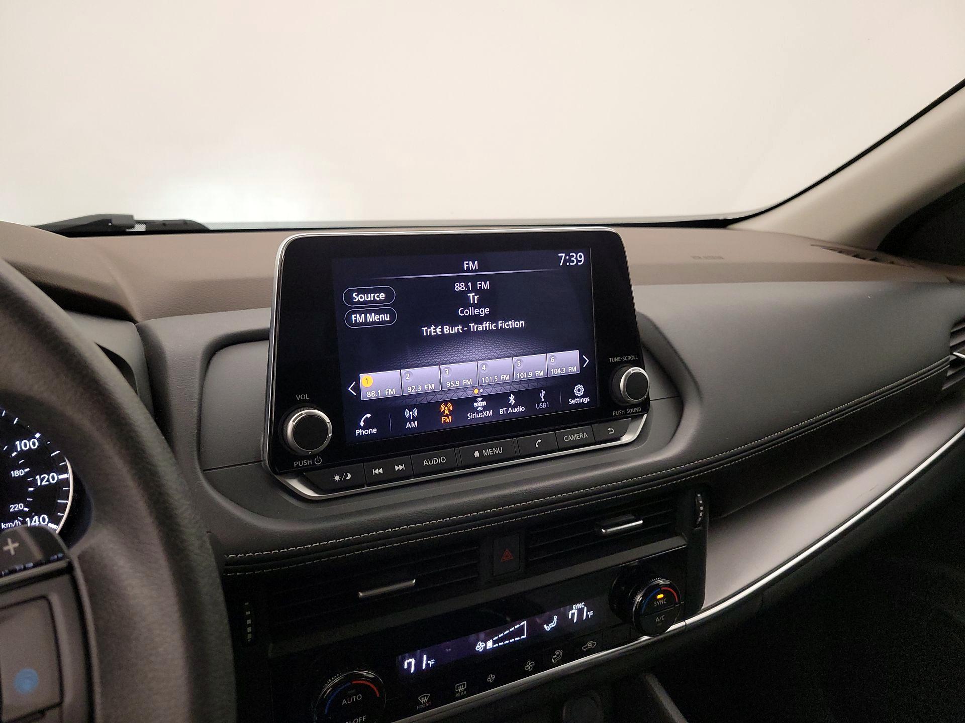 Thumbnail: 2023 Nissan Rogue - 15